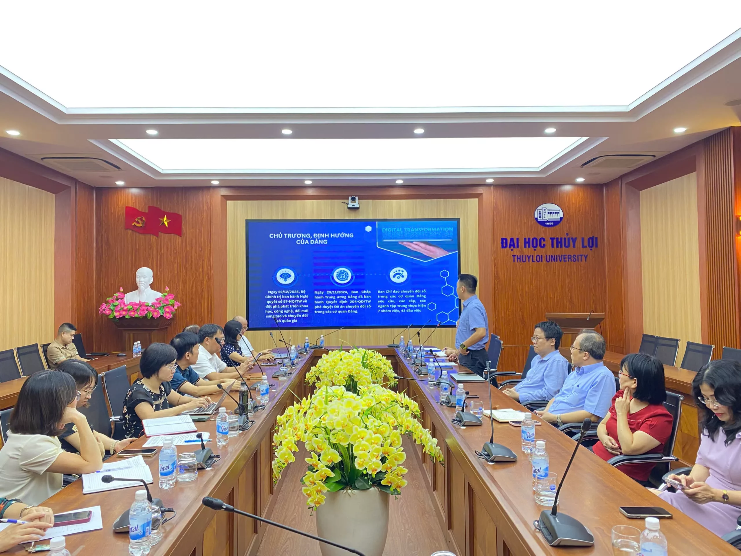 Đẩy mạnh chuyển đổi số trong công tác quản lý đảng viên và công tác truyền thông của Chi bộ