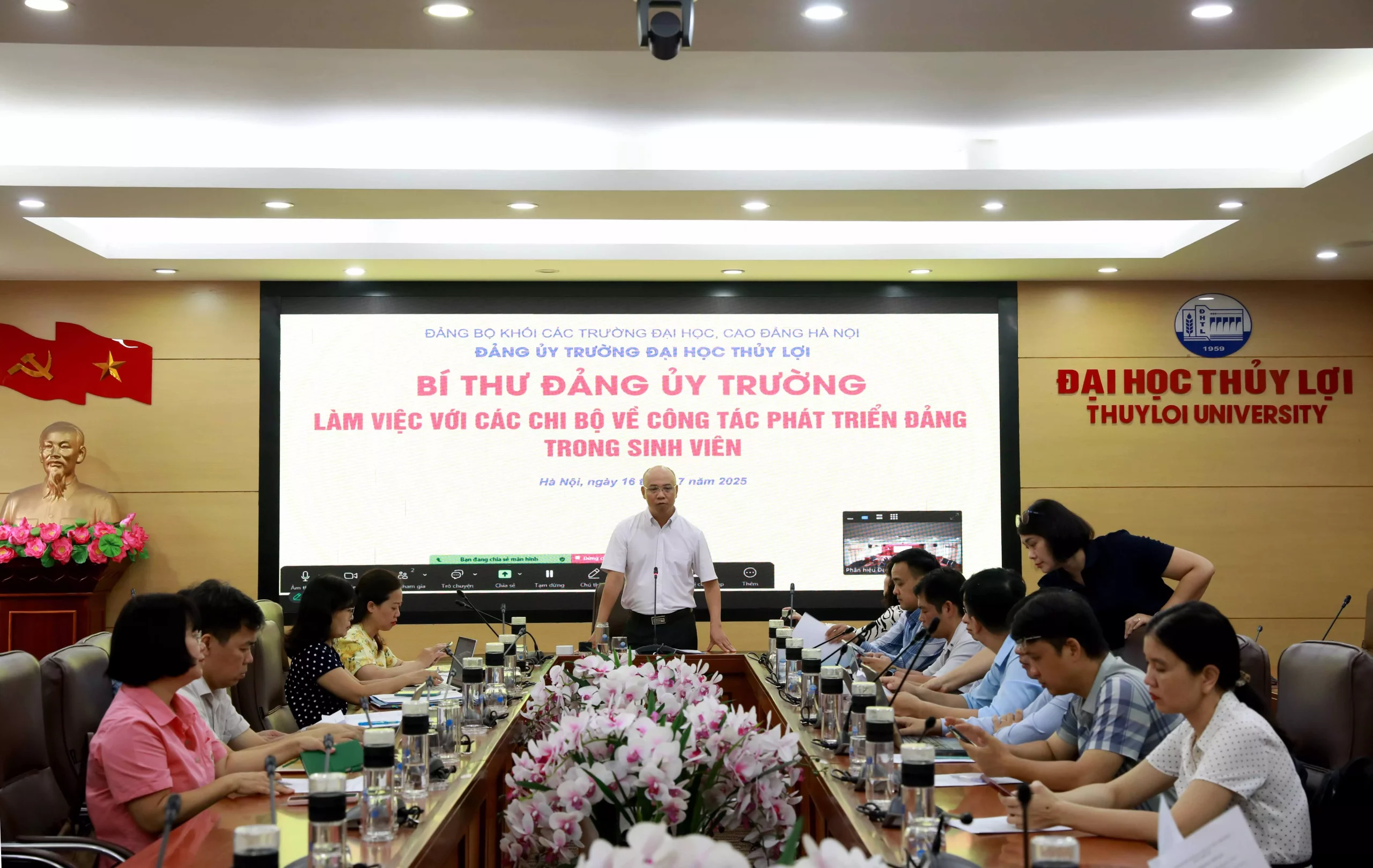 Tăng cường công tác chính trị, tư tưởng góp phần xây dựng Trường Đại học Thủy lợi vững mạnh toàn diện