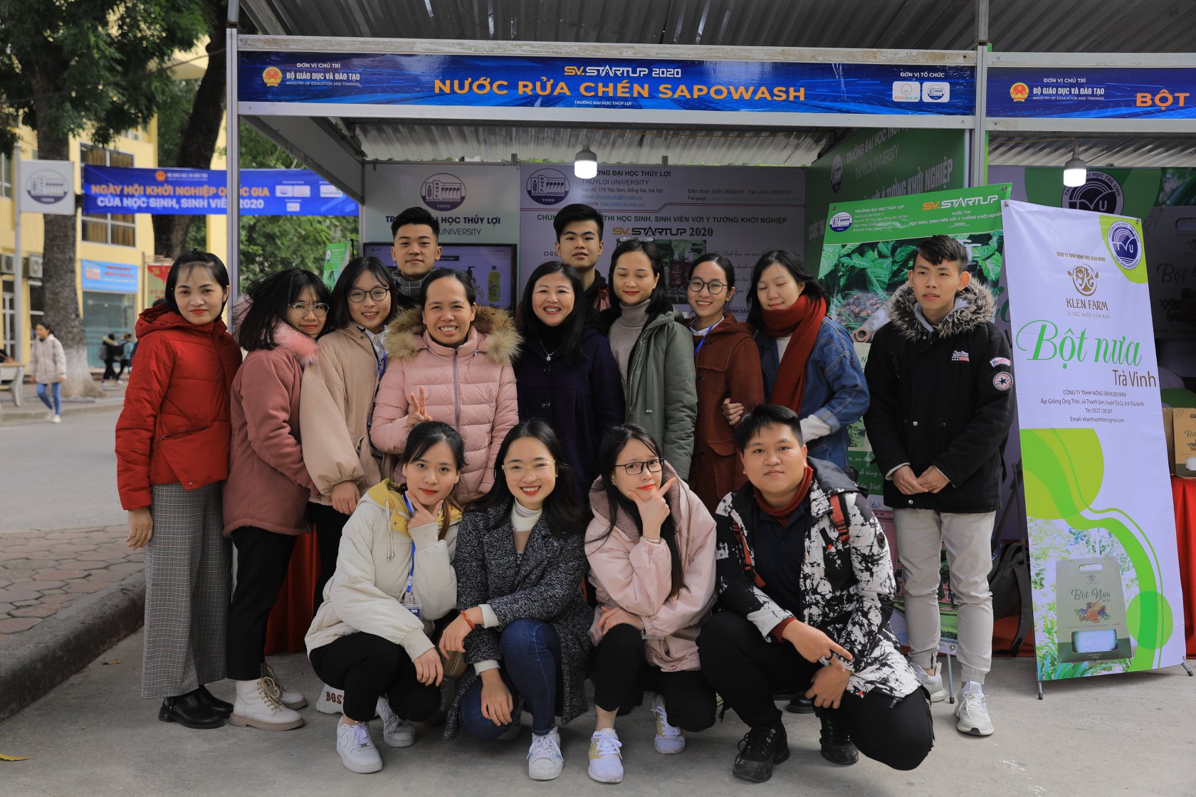 Thuyloi University Students Win High Prize at the 2020 National Startup Day for Students