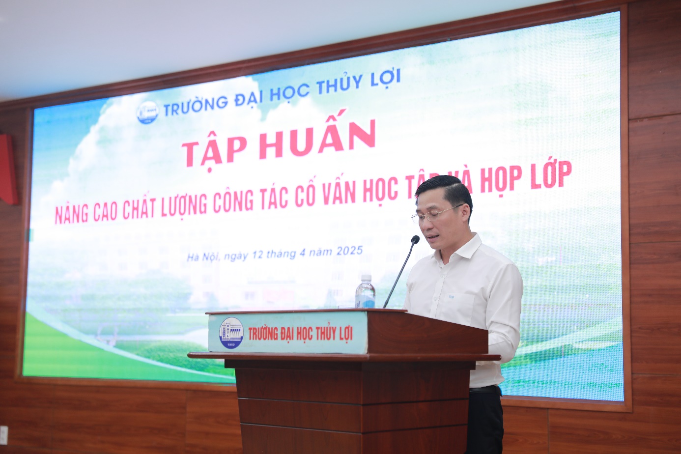 Công tác cố vấn học tập trong bối cảnh sinh viên gen Z