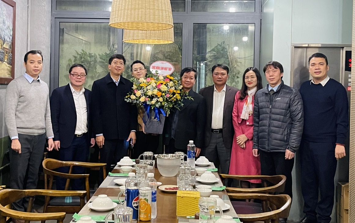 Bốn mươi năm trọn vẹn một niềm tin