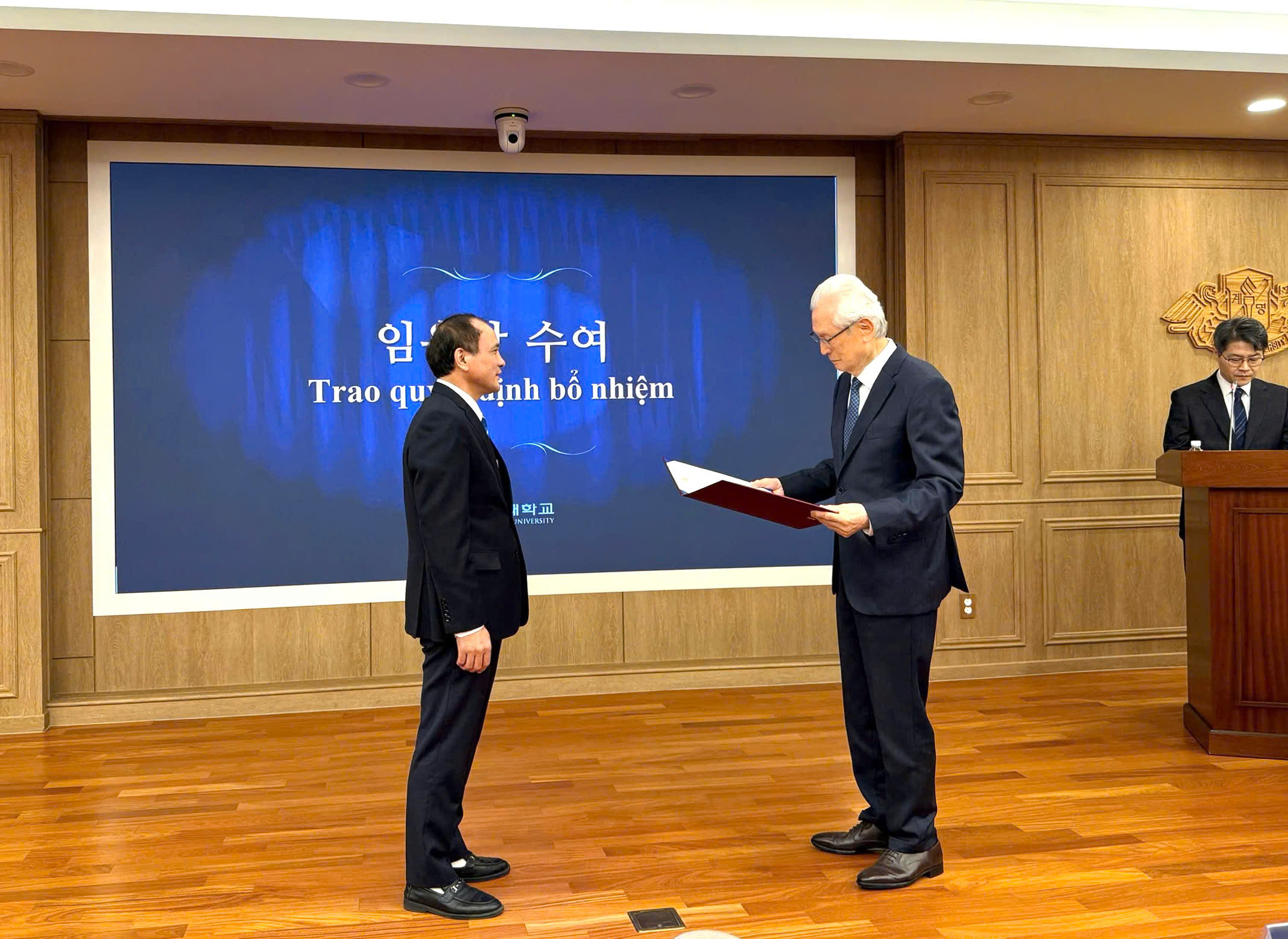 Prof. Dr. Nguyen Trung Viet appointed Distinguished Professor at Keimyung University, South Korea