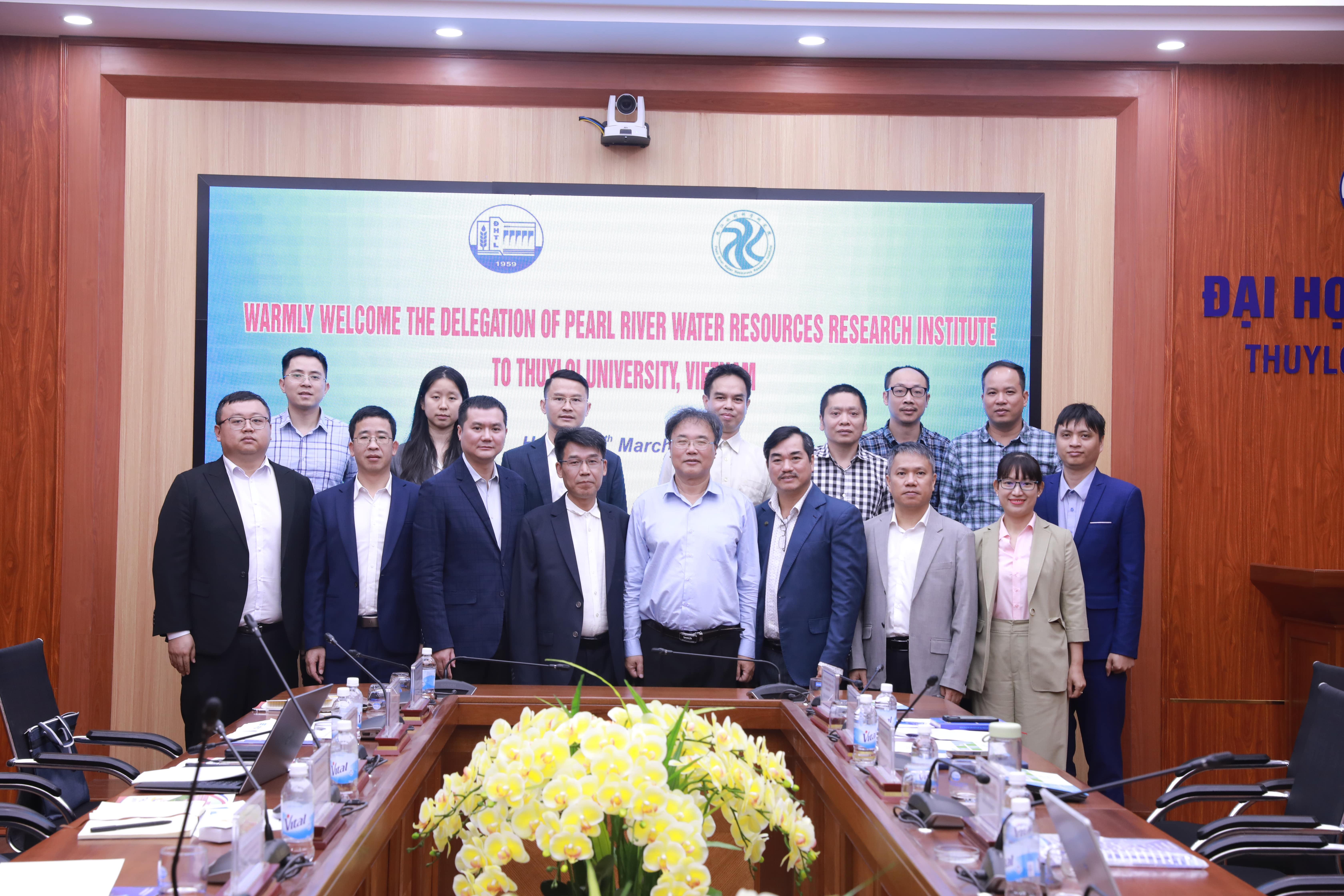 Trường Đại học Thủy lợi tiếp đón và làm việc cùng Viên nghiên cứu nước LVS Châu Giang (Trung Quốc)