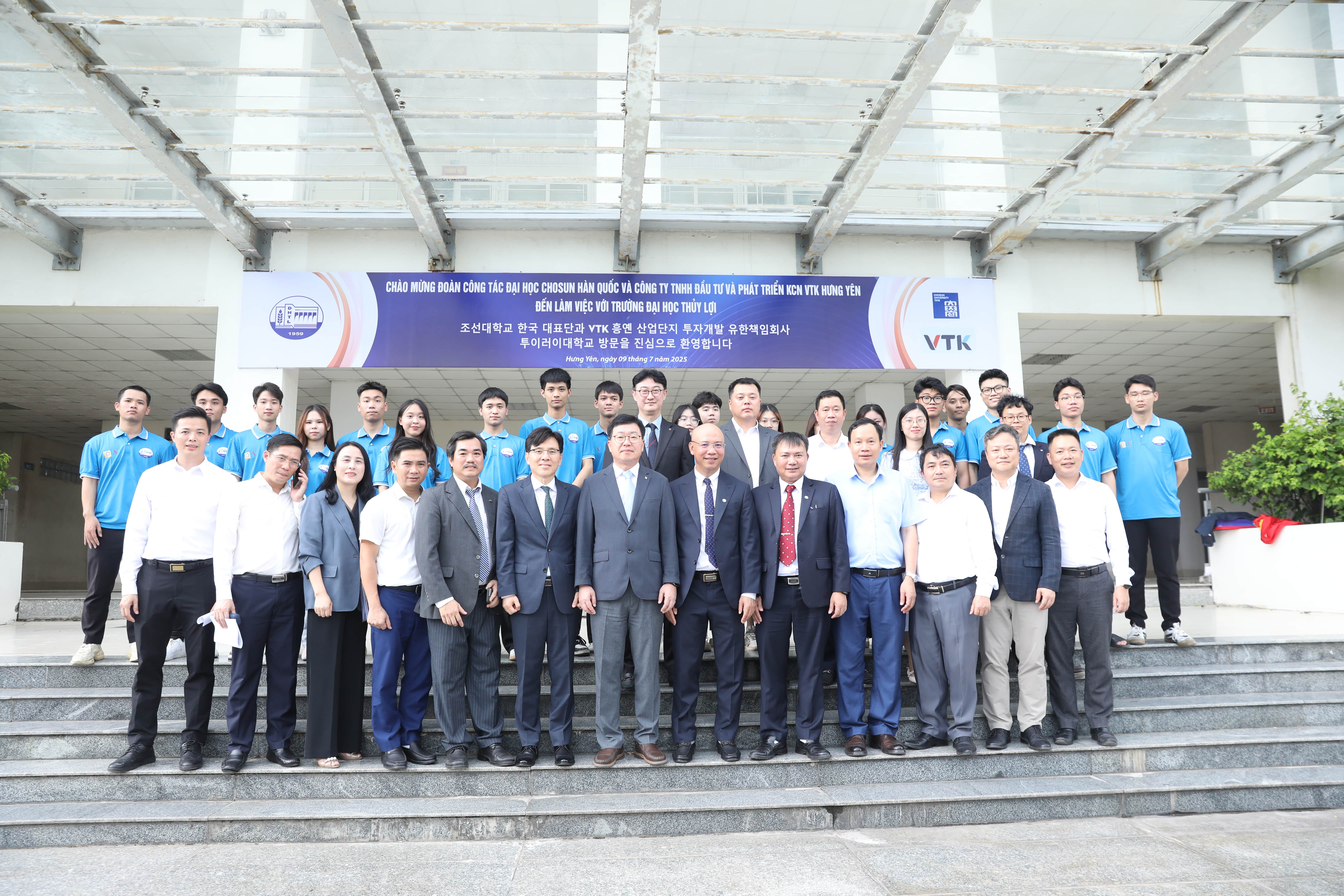 Thuyloi University Strengthens Effective Cooperation with Chosun University and Korean Enterprises