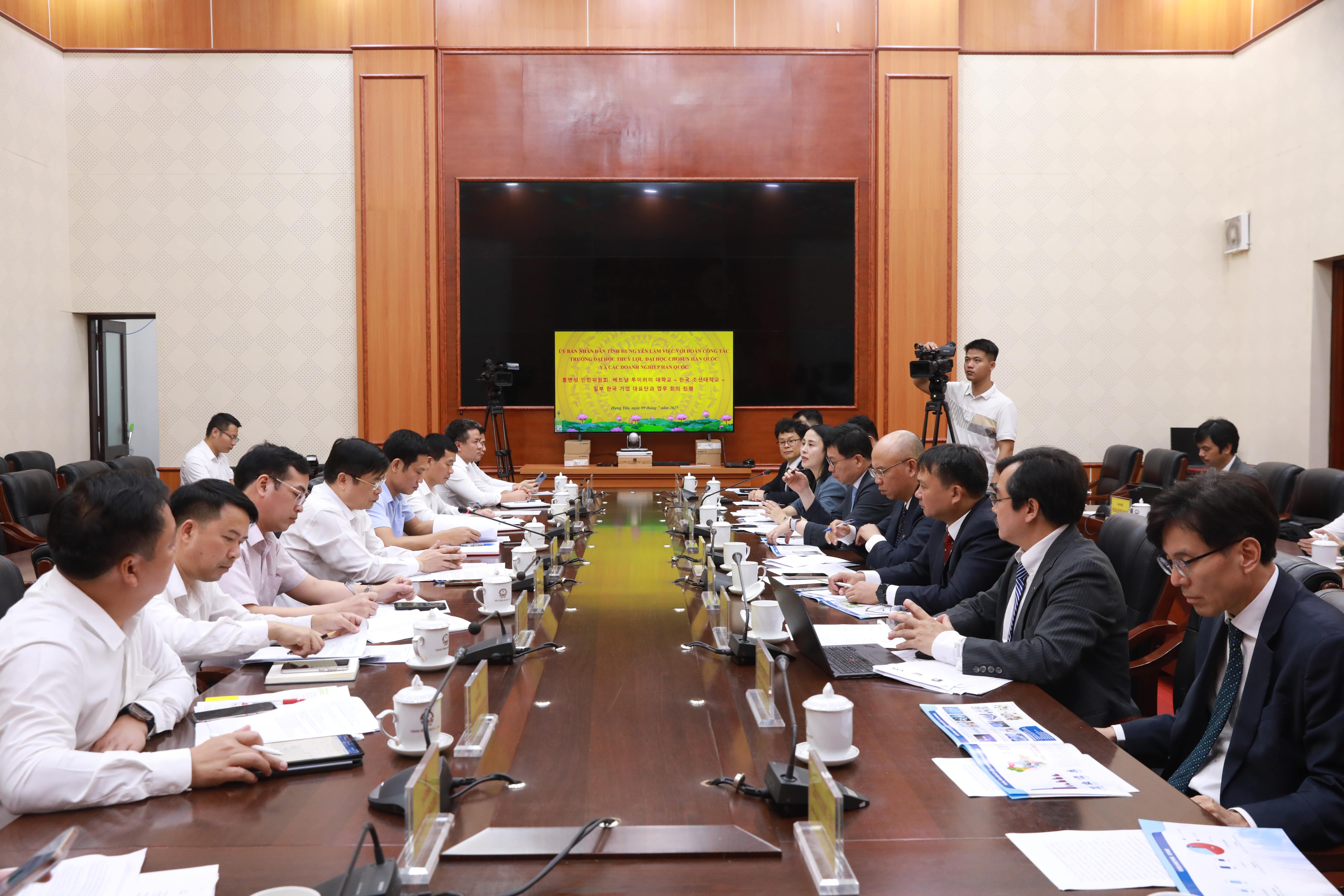 UBND tỉnh Hưng Yên làm việc với Trường Đại học Thủy lợi, Đại học Chosun và các Doanh nghiệp Hàn Quốc