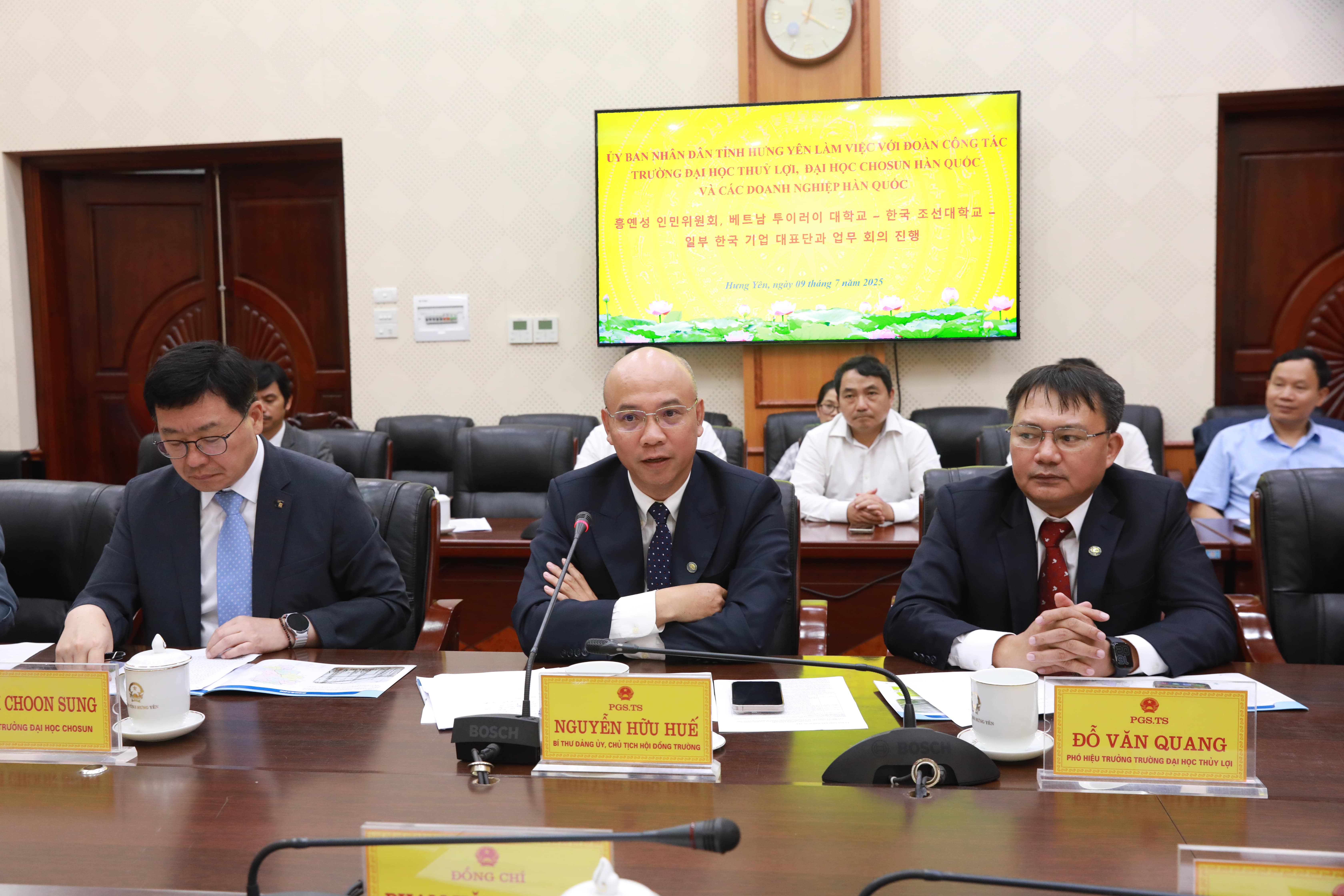 UBND tỉnh Hưng Yên làm việc với Trường Đại học Thủy lợi, Đại học Chosun và các Doanh nghiệp Hàn Quốc