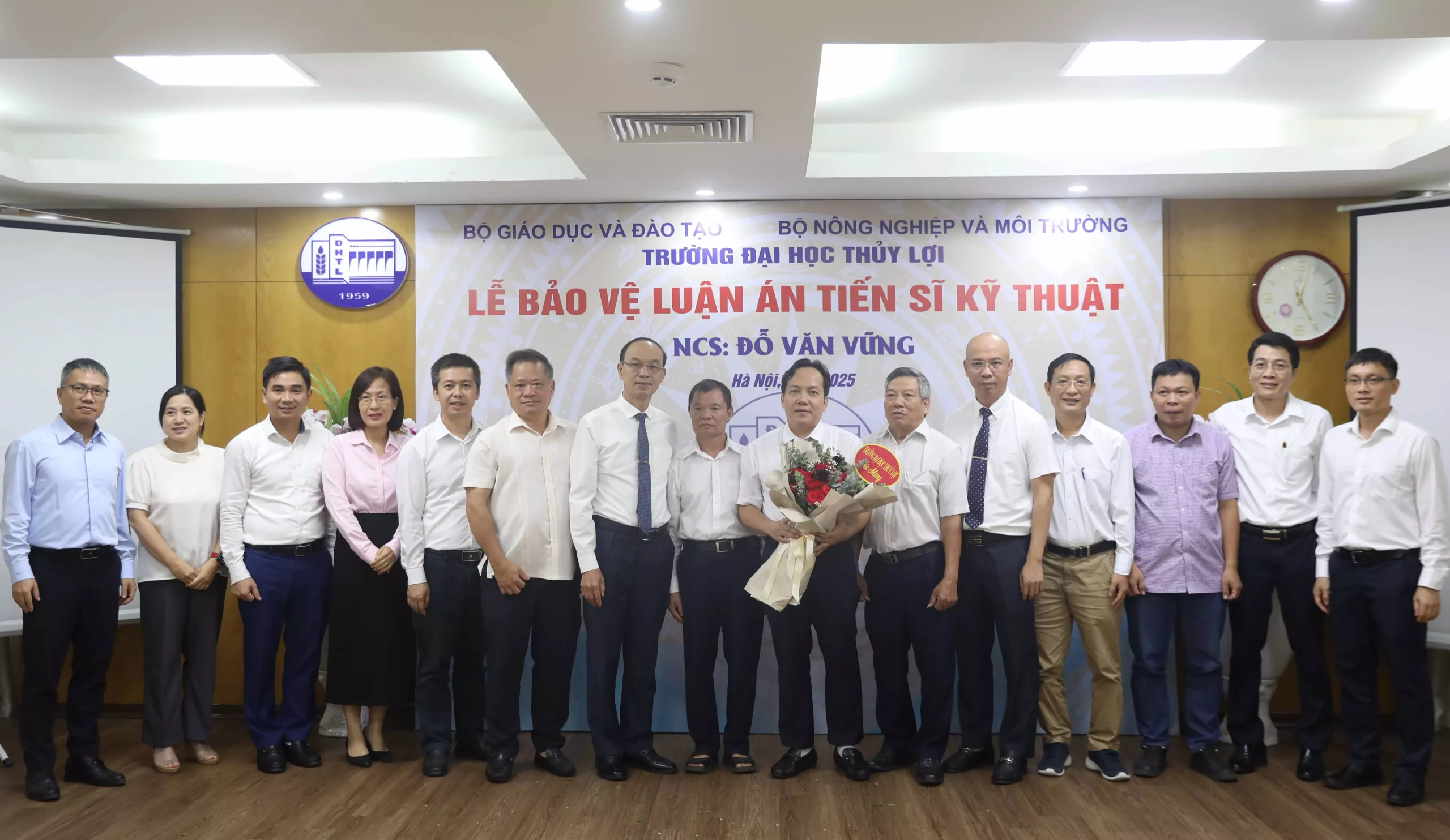 Nghiên cứu cơ sở khoa học xác định ngưỡng mưa kích hoạt trượt nông ở khu vực thung lũng Mường Hoa, Thị xã Sa Pa