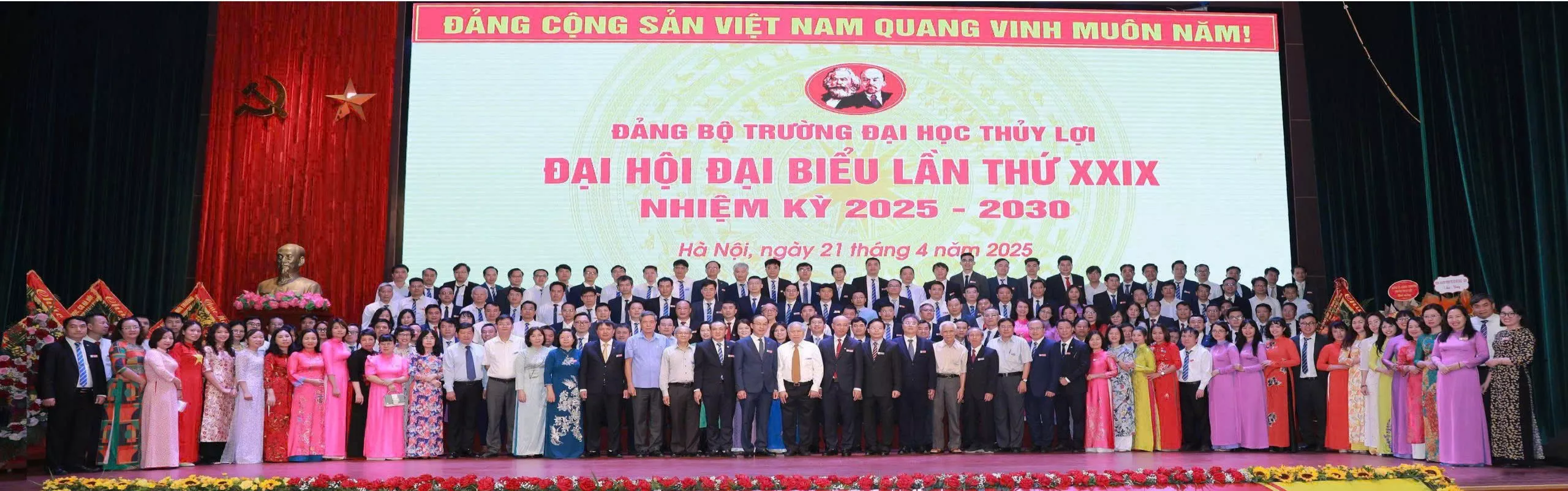 Công tác Đảng banner