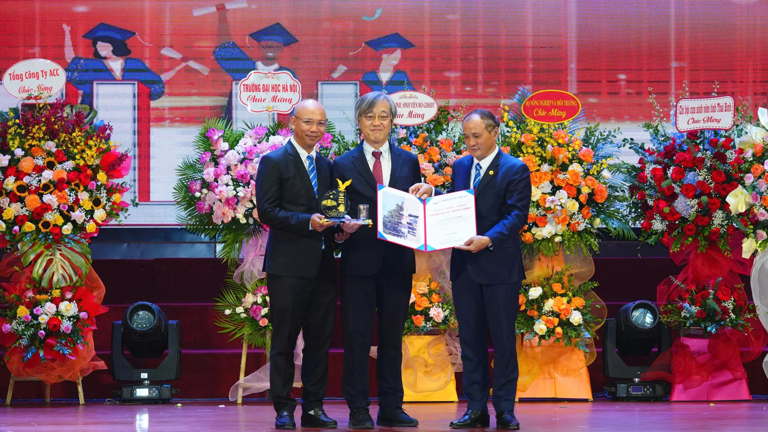 Tri ân &#8220;Gia đình Thủy lợi &#8211; Thuyloi&#8217;s Family&#8221; và gặp mặt các Chi hội cựu sinh viên các tỉnh