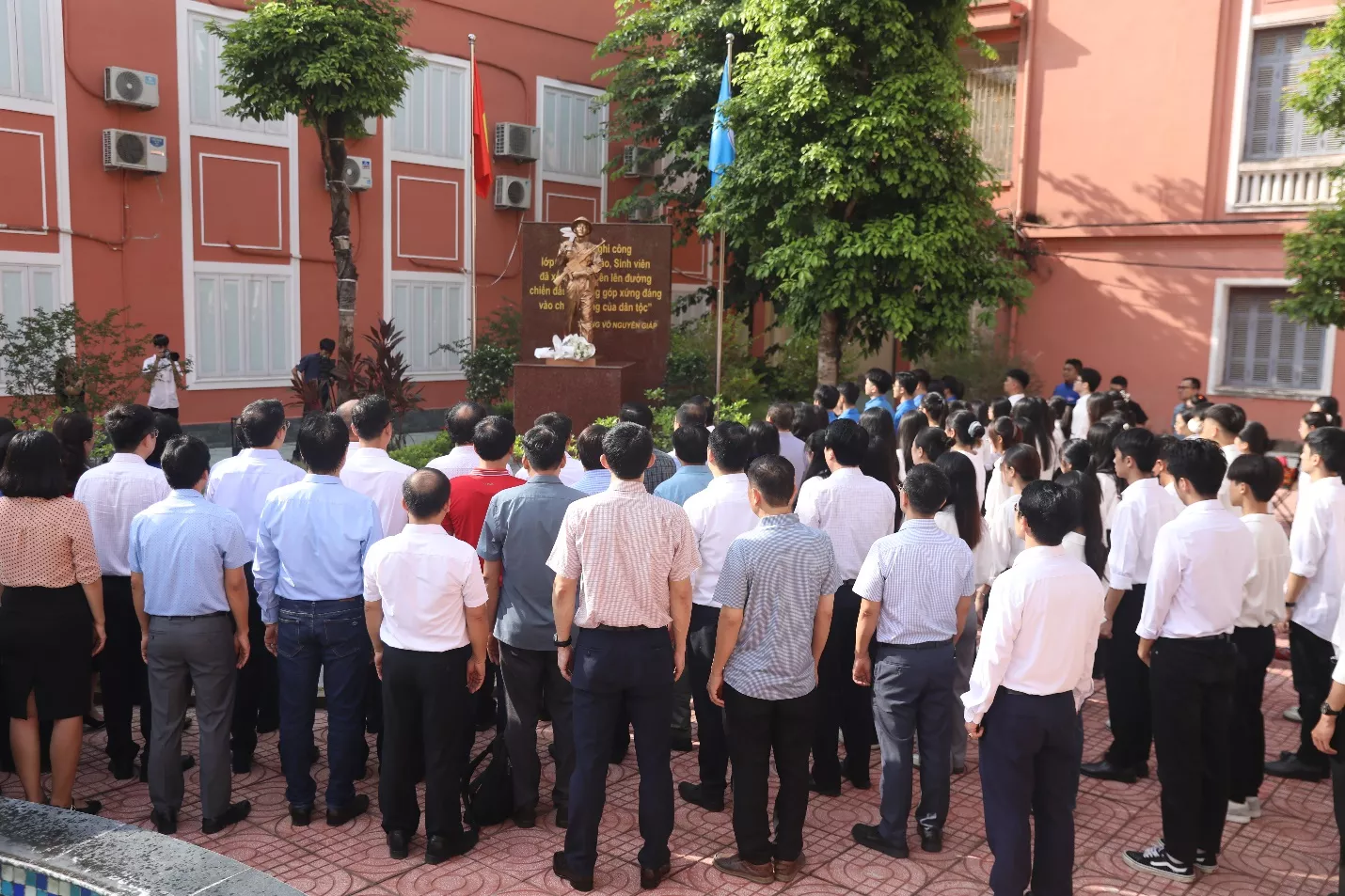 Trường Đại học Thủy lợi tổ chức Lễ chào cờ đầu năm học mới 2025 – 2026