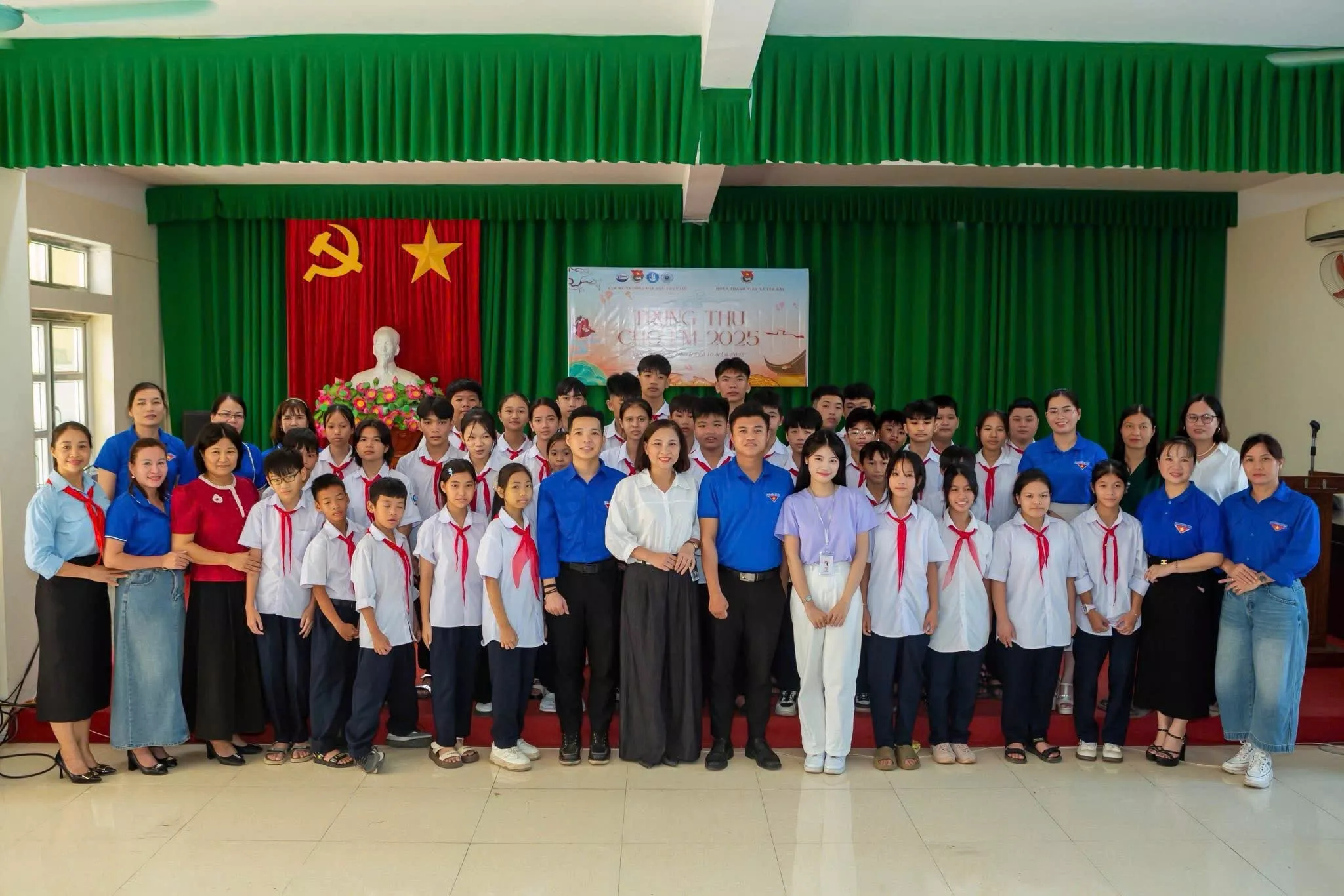 Trung thu cho em 2025