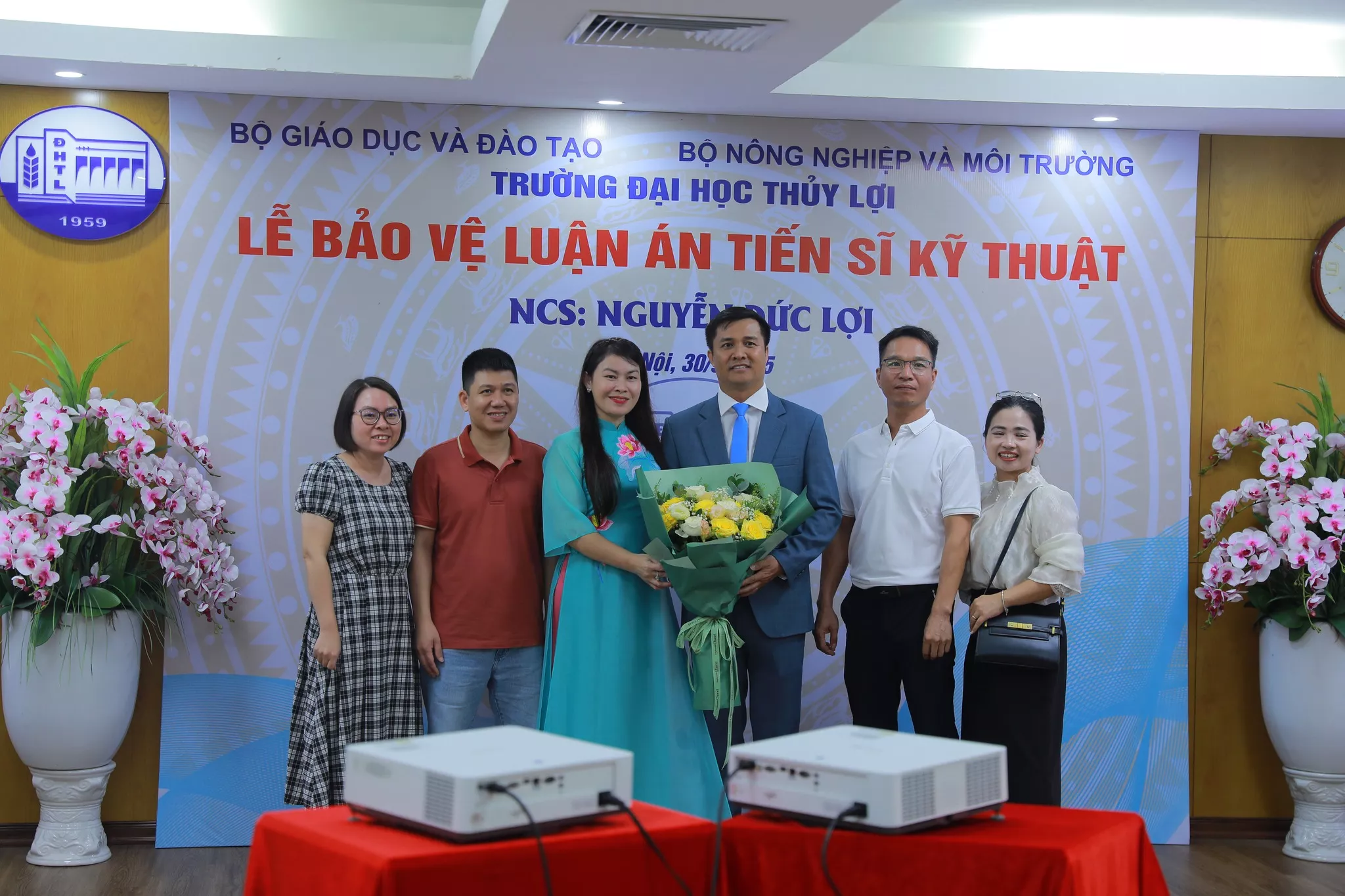 Nghiên cứu sinh Nguyễn Đức Lợi bảo vệ thành công luận án Tiến sĩ Quản lý xây dựng tại Trường Đại học Thủy lợi