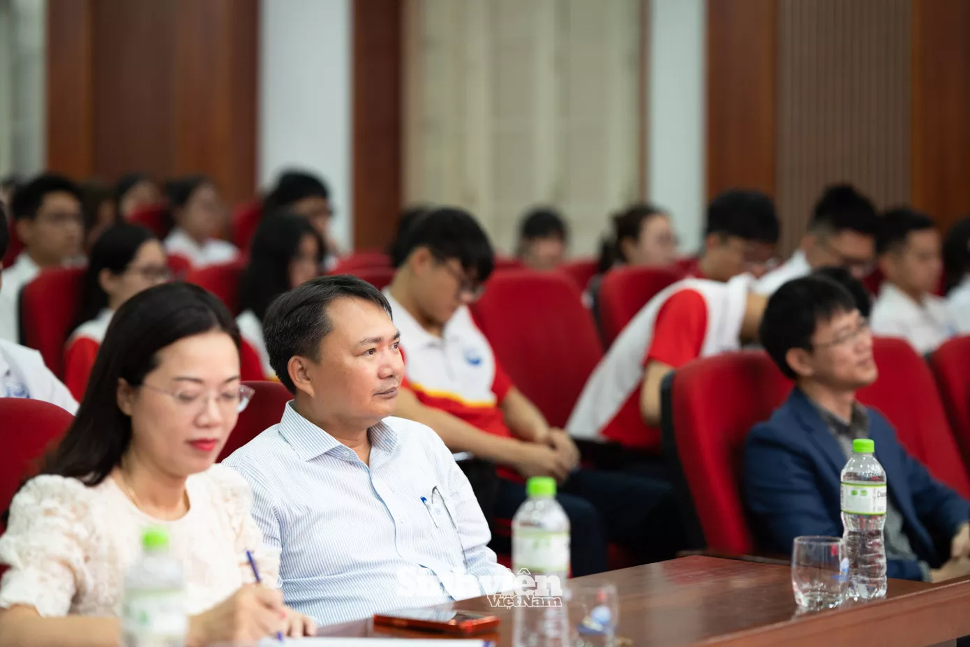 Trường Đại học Thuỷ lợi lan toả tinh thần sống xanh cùng chiến dịch &#8216;Chai nhựa tái sinh, hành trình tiếp nối&#8217;