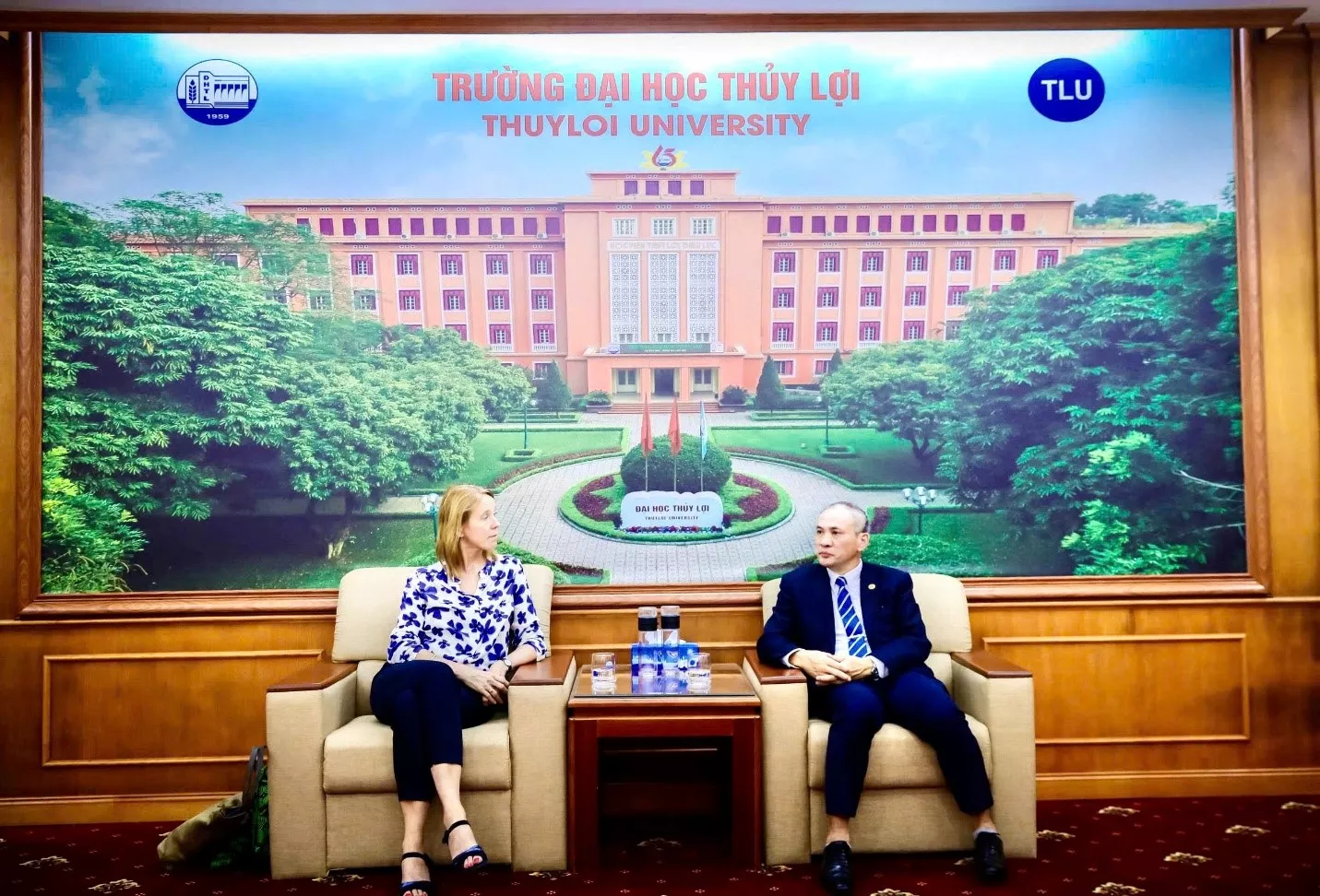 Giáo sư, Tiến sĩ Nguyễn Trung Việt – Hiệu trưởng nhà trường đã chủ trì tiếp Đoàn. Ảnh: Website nhà trường.