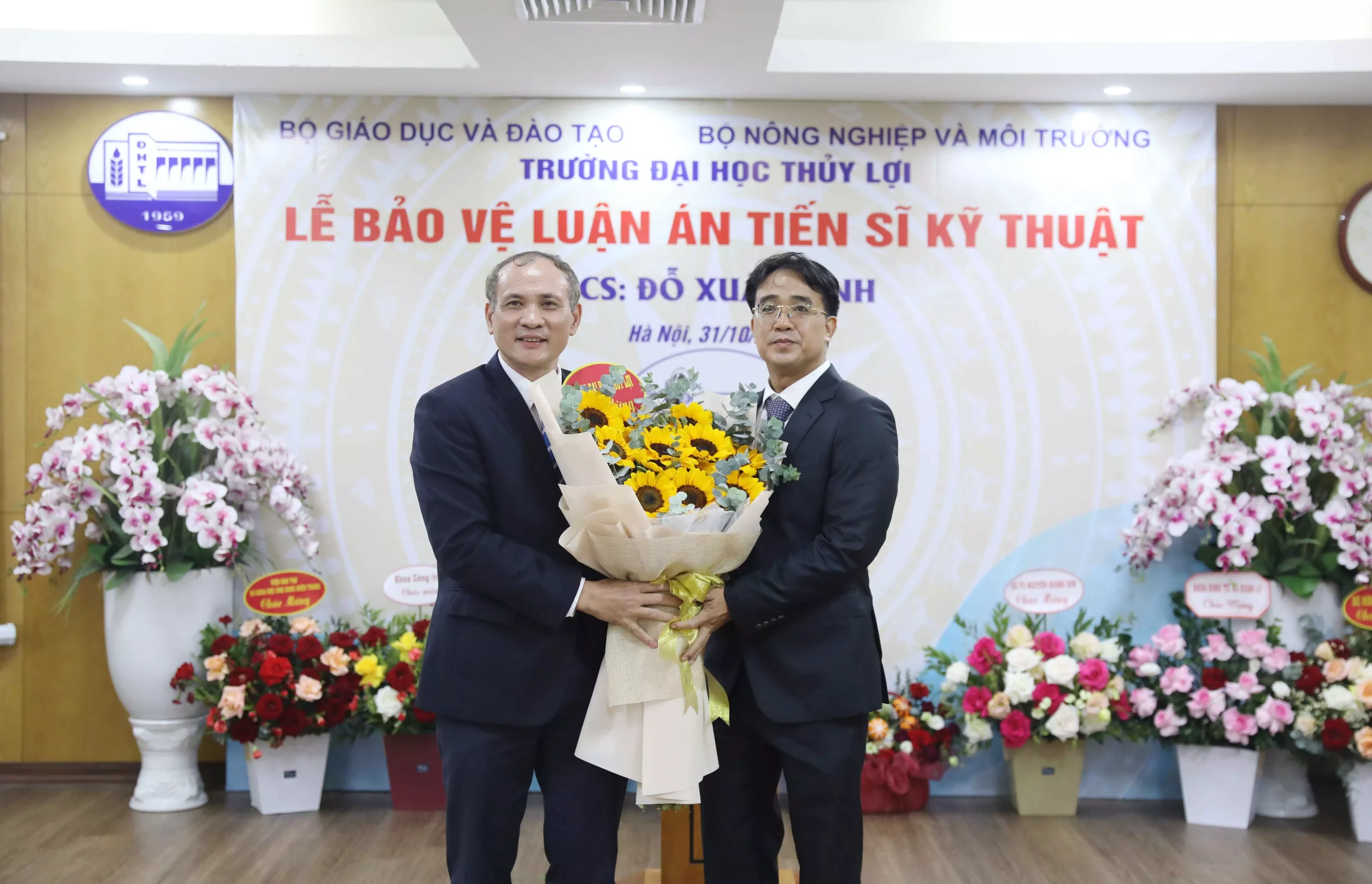 Trường Đại học Thủy lợi  tổ chức bảo vệ  luận án tiến sĩ cấp Trường cho NCS Đỗ Xuân Tình