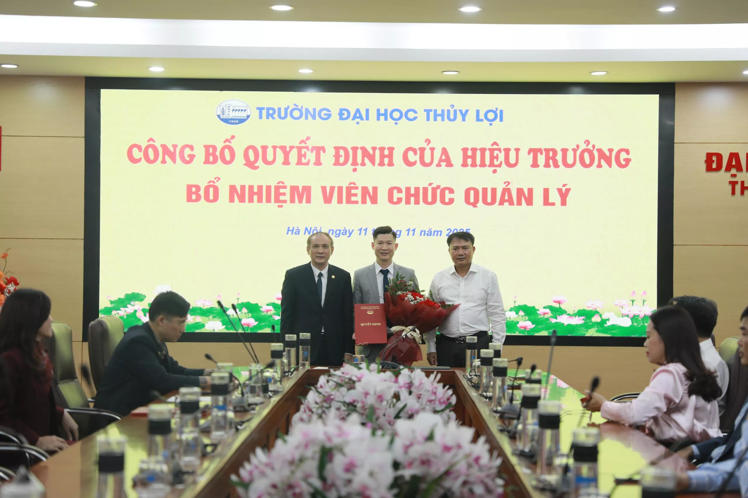 Công bố Quyết định bổ nhiệm Phó trưởng Phòng Chính trị và Công tác sinh viên