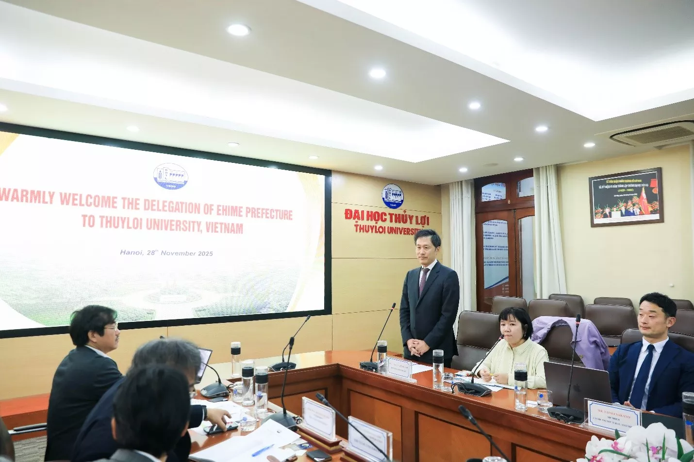 Trường Đại học Thủy lợi tiếp đón đoàn doanh nghiệp tỉnh Ehime (Nhật Bản)