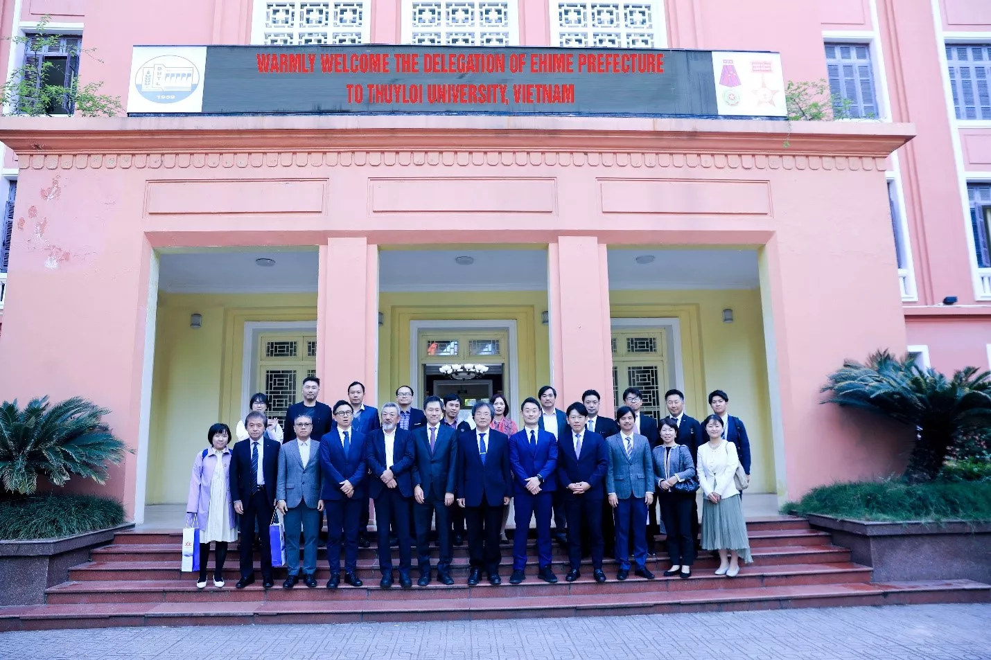 Trường Đại học Thủy lợi tiếp đón đoàn doanh nghiệp tỉnh Ehime (Nhật Bản)