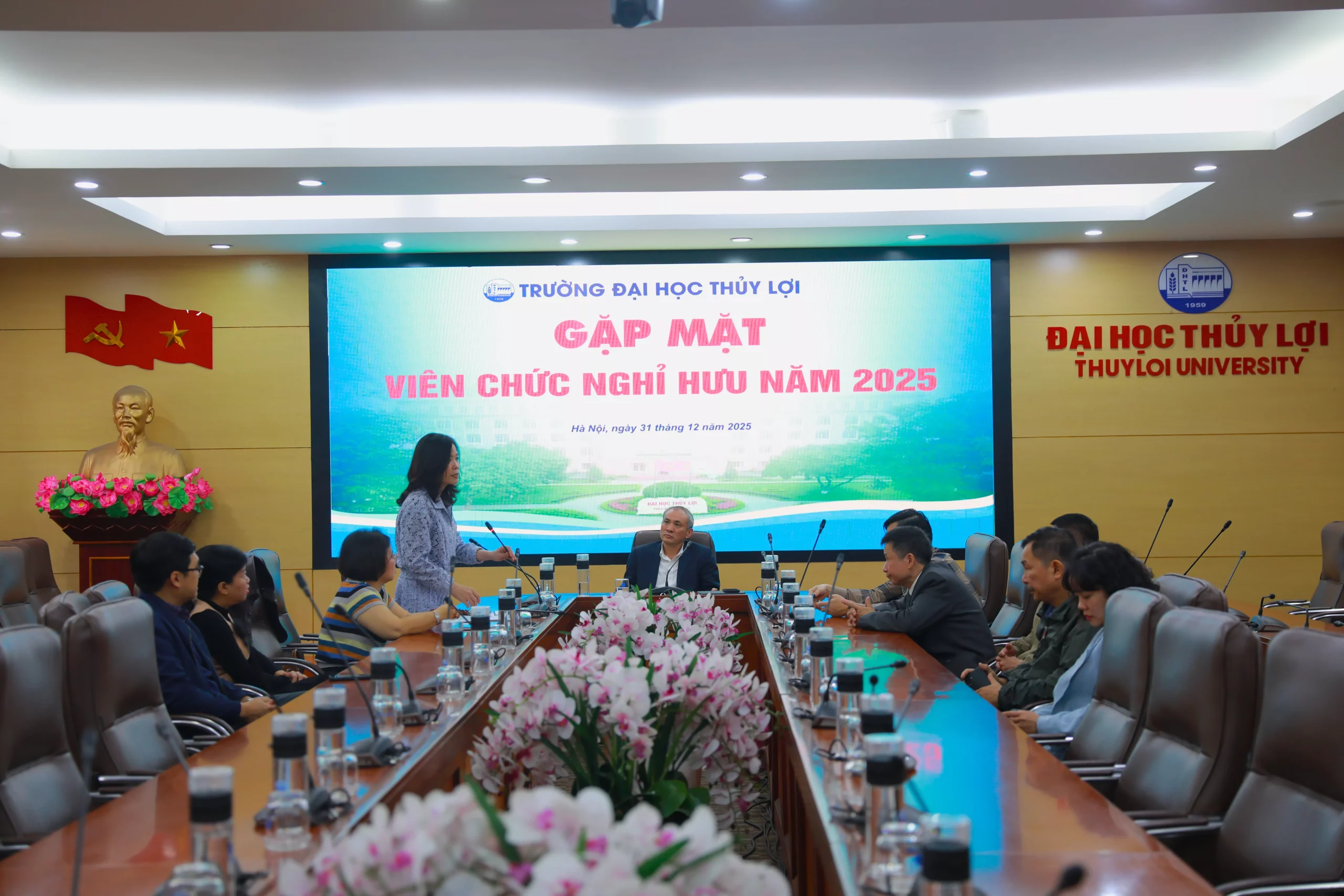 Gặp mặt, tri ân viên chức và người lao động hoàn thành nhiệm vụ năm 2025