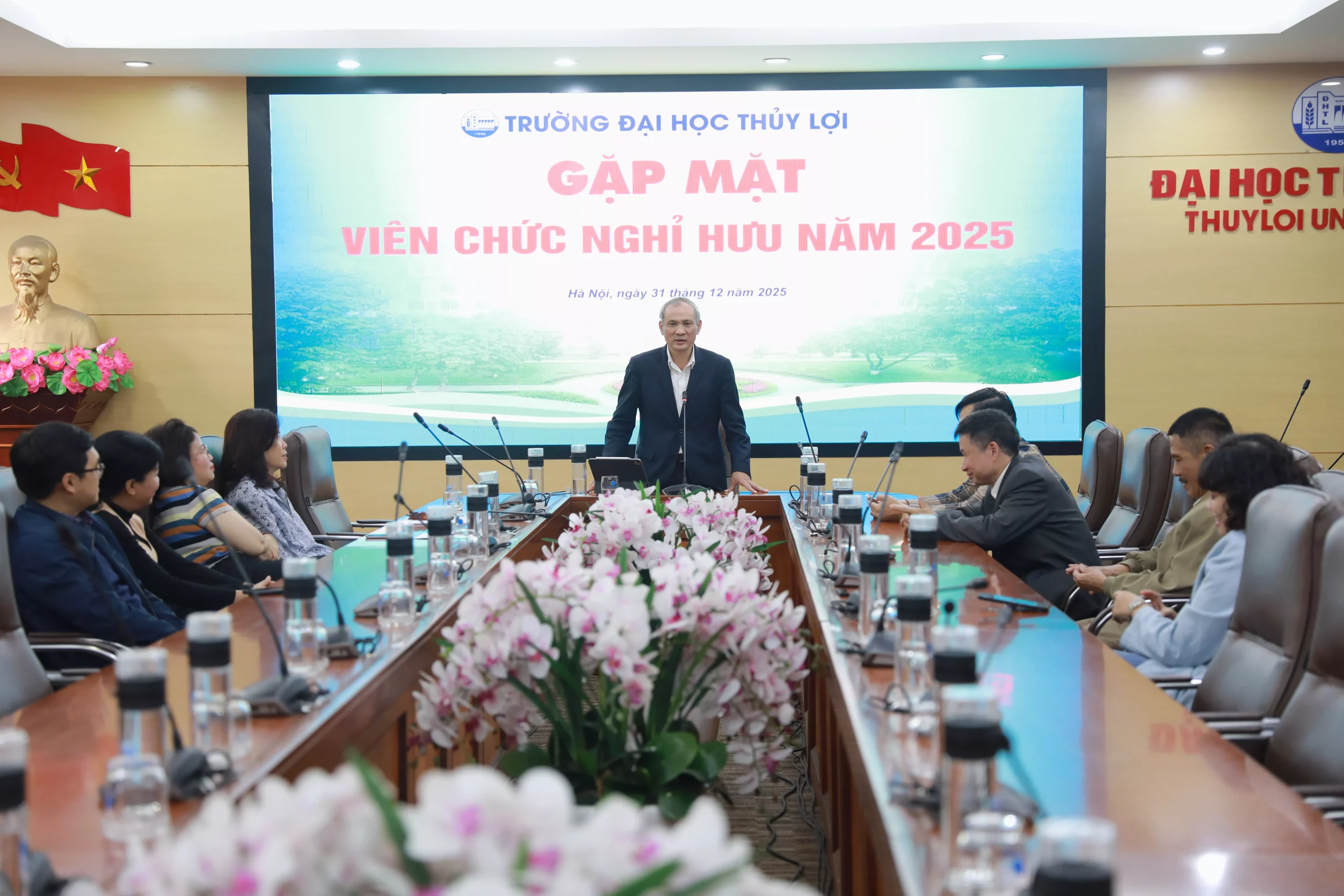 Gặp mặt, tri ân viên chức và người lao động hoàn thành nhiệm vụ năm 2025