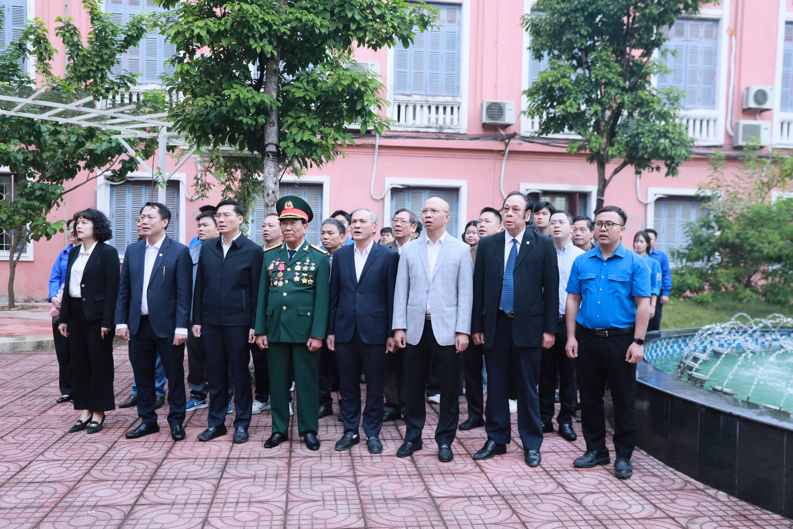 Lễ Chào cờ đầu tháng 12/2025 tại Trường Đại học Thủy lợi: Bồi đắp truyền thống, lan tỏa tinh thần trách nhiệm của Tuổi trẻ