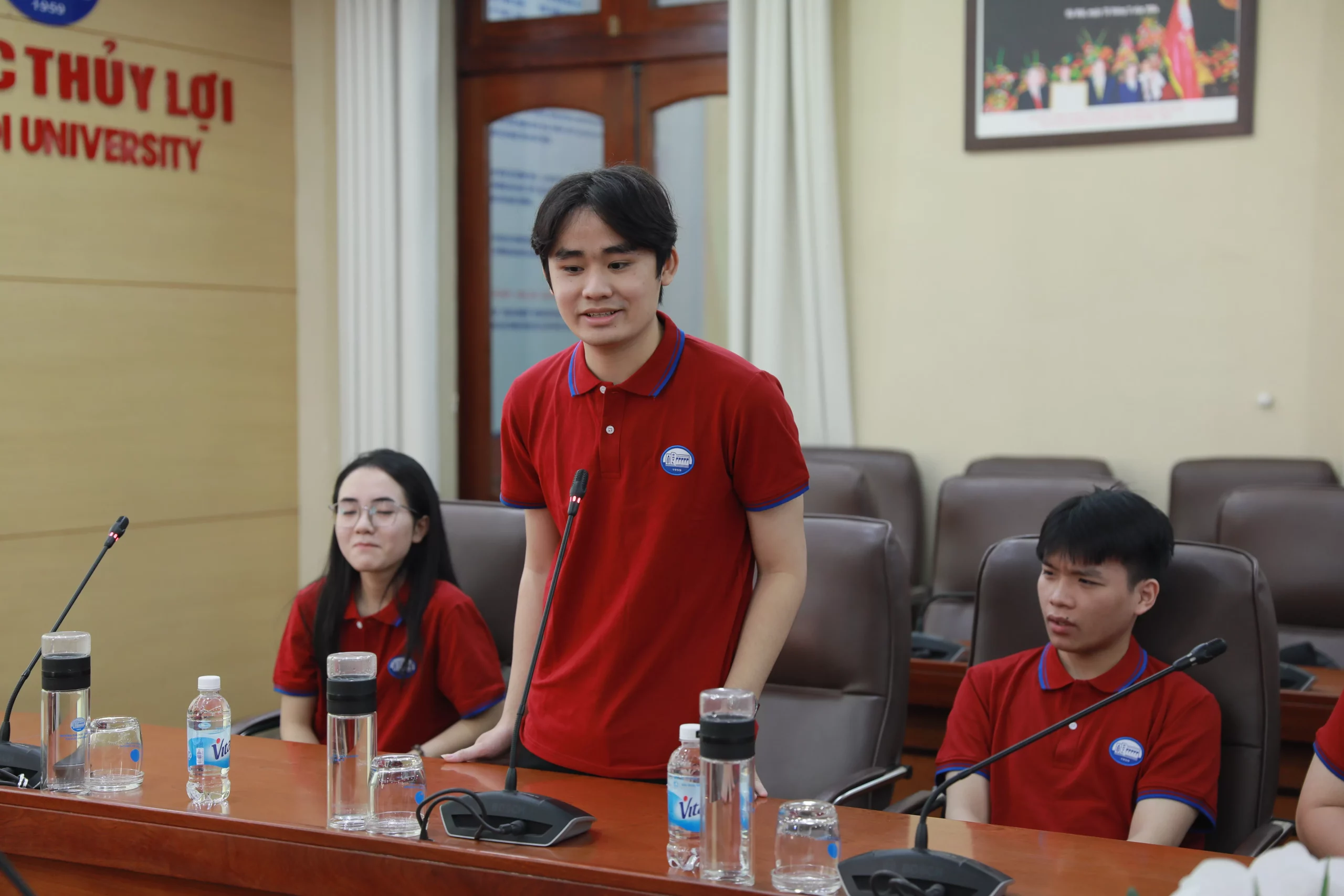 Gặp mặt Đội tuyển Olympic Tin học Toàn quốc 2025 của Trường Đại học Thủy lợi