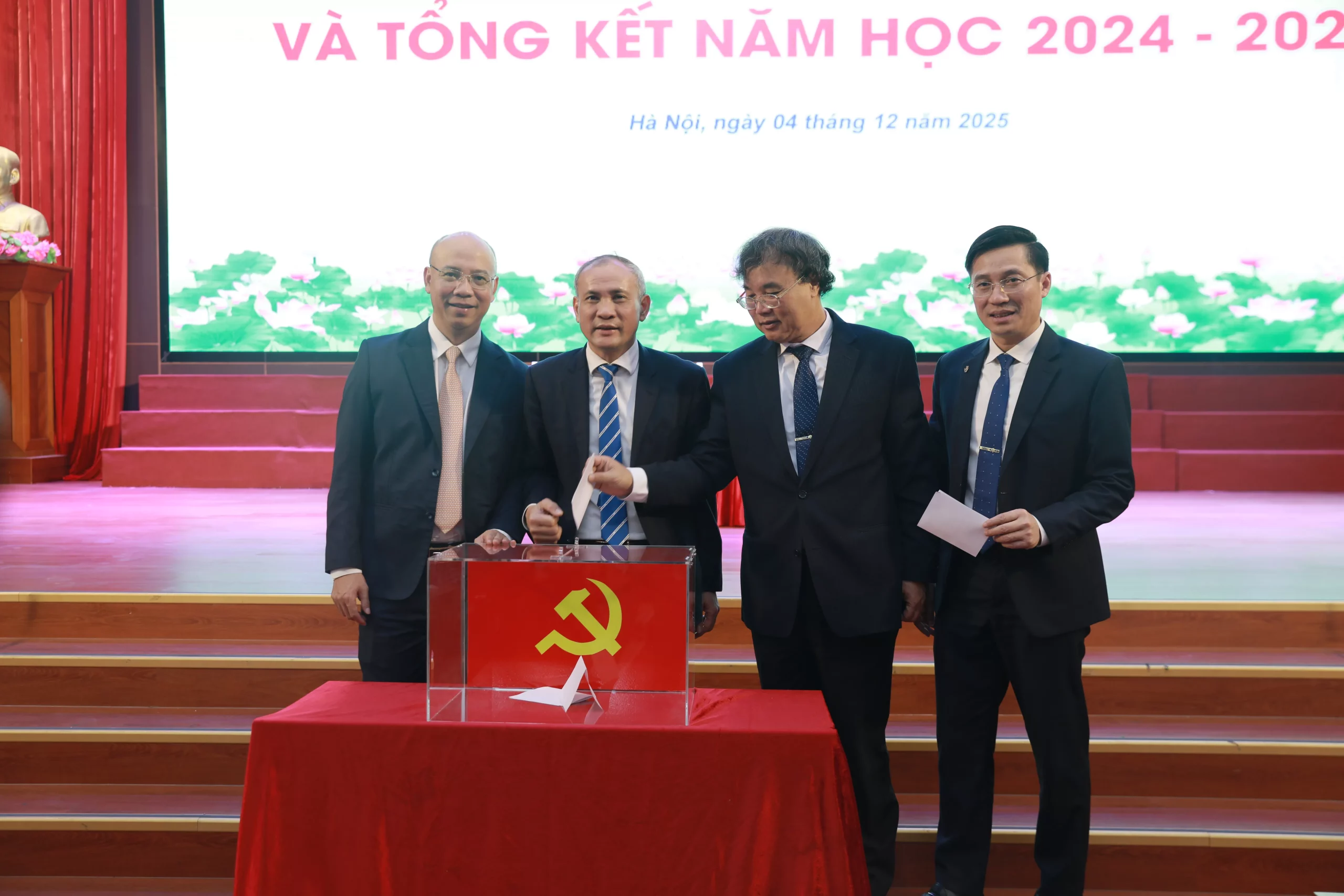 Trường Đại học Thủy lợi triển khai nhiệm vụ năm học 2025–2026: Tăng cường đổi mới, nâng cao chất lượng đào tạo trong bối cảnh mới