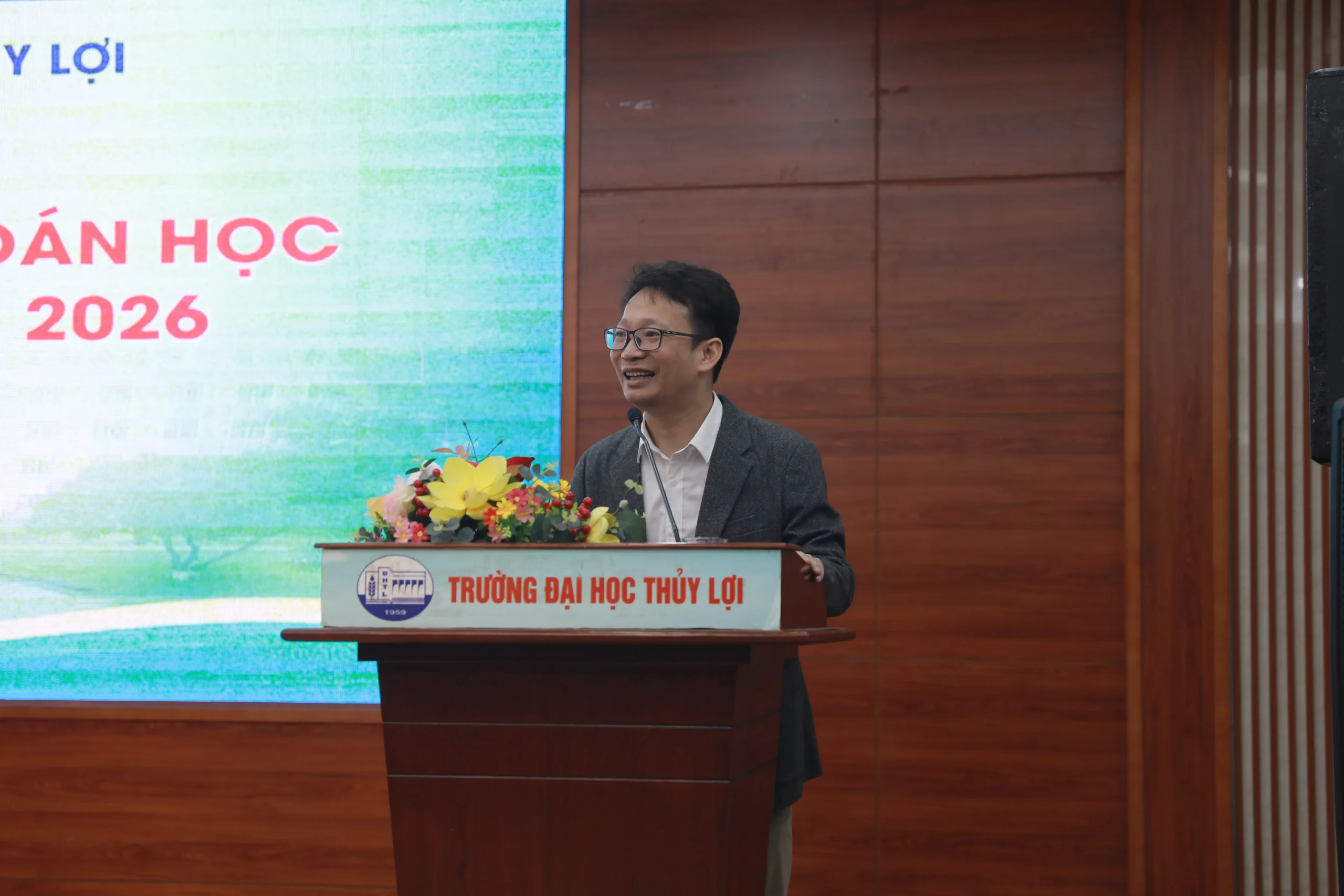 Khơi dậy khát vọng chinh phục đỉnh cao tri thức tại Lễ khai mạc lớp ôn luyện Olympic Toán học 2025-2026