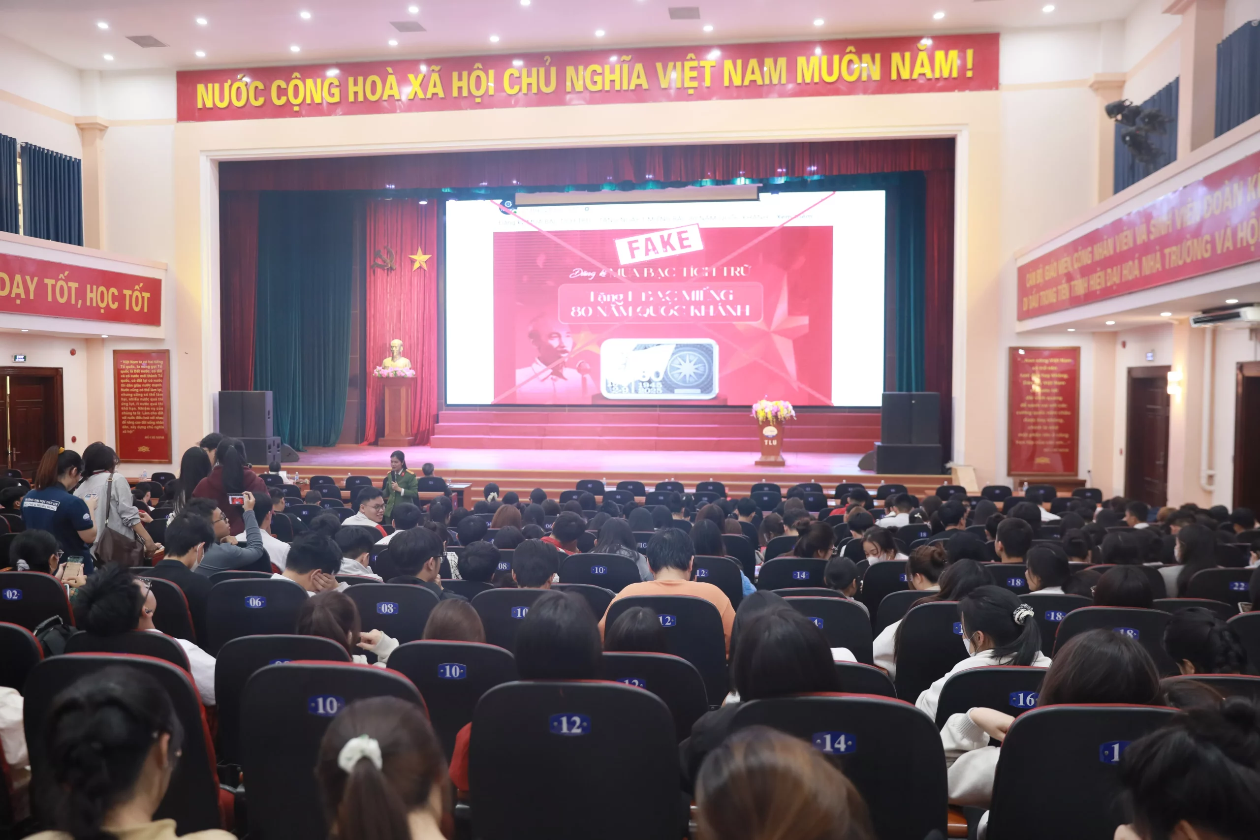 Nâng cao “sức đề kháng” cho sinh viên trước diễn biến phức tạp của tội phạm công nghệ cao