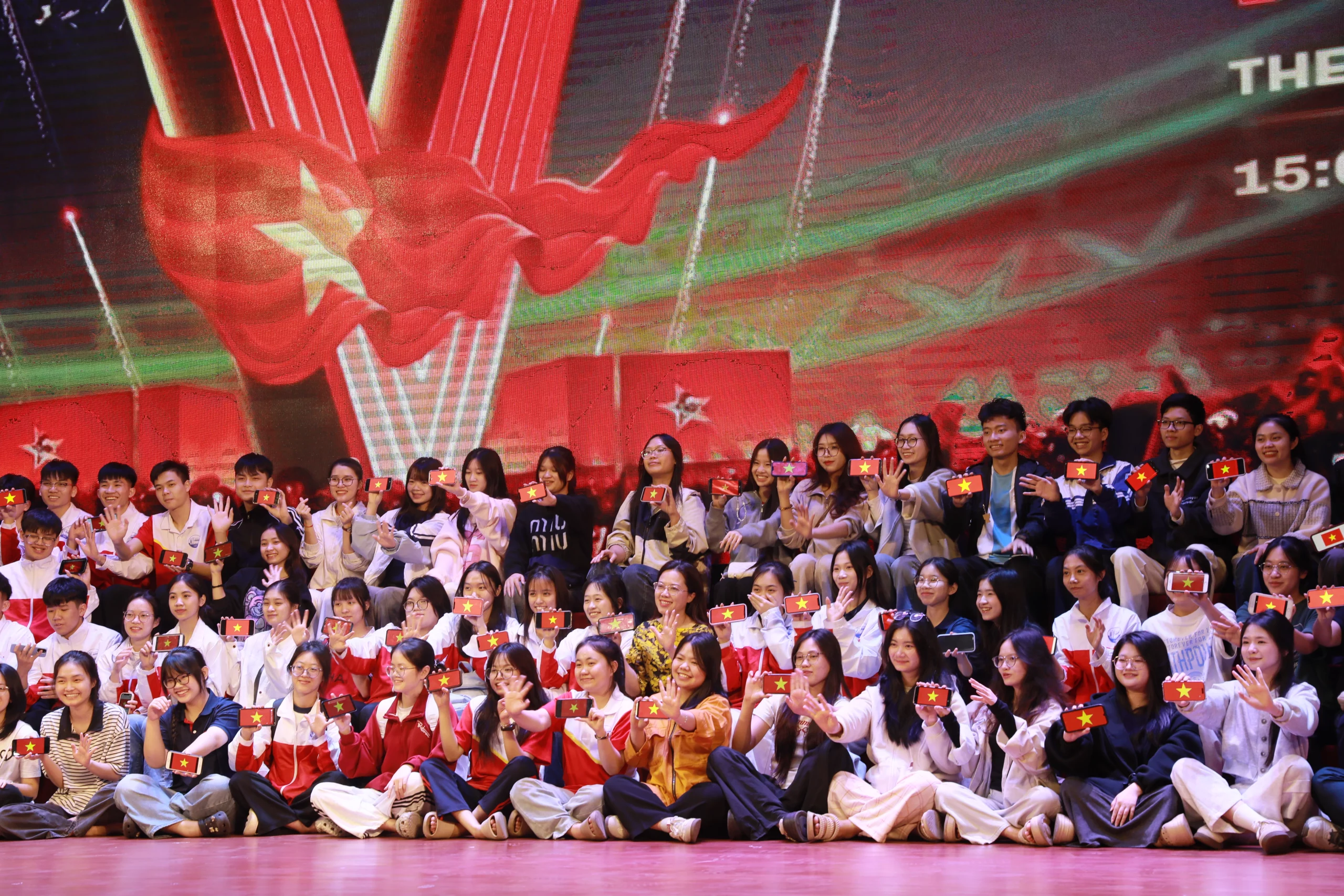 Lan tỏa lòng yêu nước và khát vọng cống hiến qua đợt sinh hoạt chính trị đặc biệt tại Trường đại học Thủy lợi