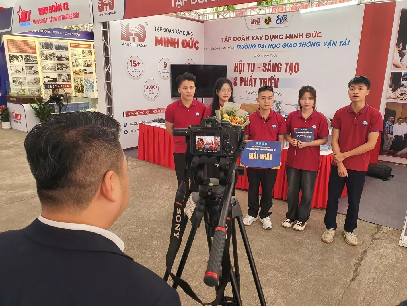 Nhóm sinh viên Đại học Thủy lợi đạt giải Nhất tại Cuộc thi sáng tạo sinh viên “Xây dựng mô hình tường chắn có cốt”