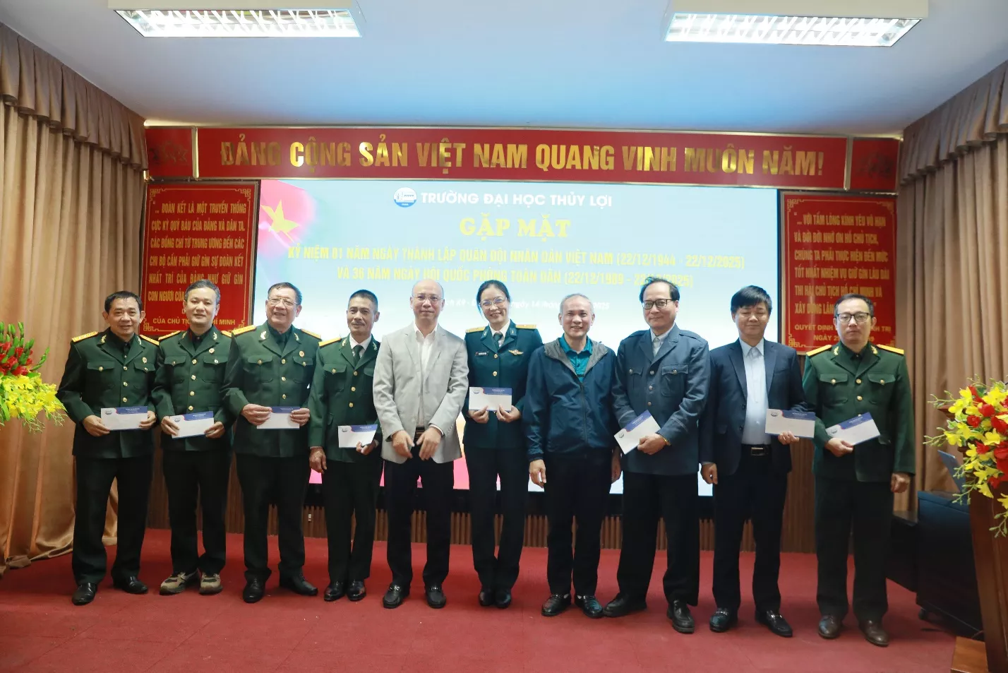 Trường Đại học Thủy lợi: Sâu sắc bài học “Về nguồn” và khát vọng cống hiến của thế hệ trẻ tại Khu di tích K9 – Đá Chông