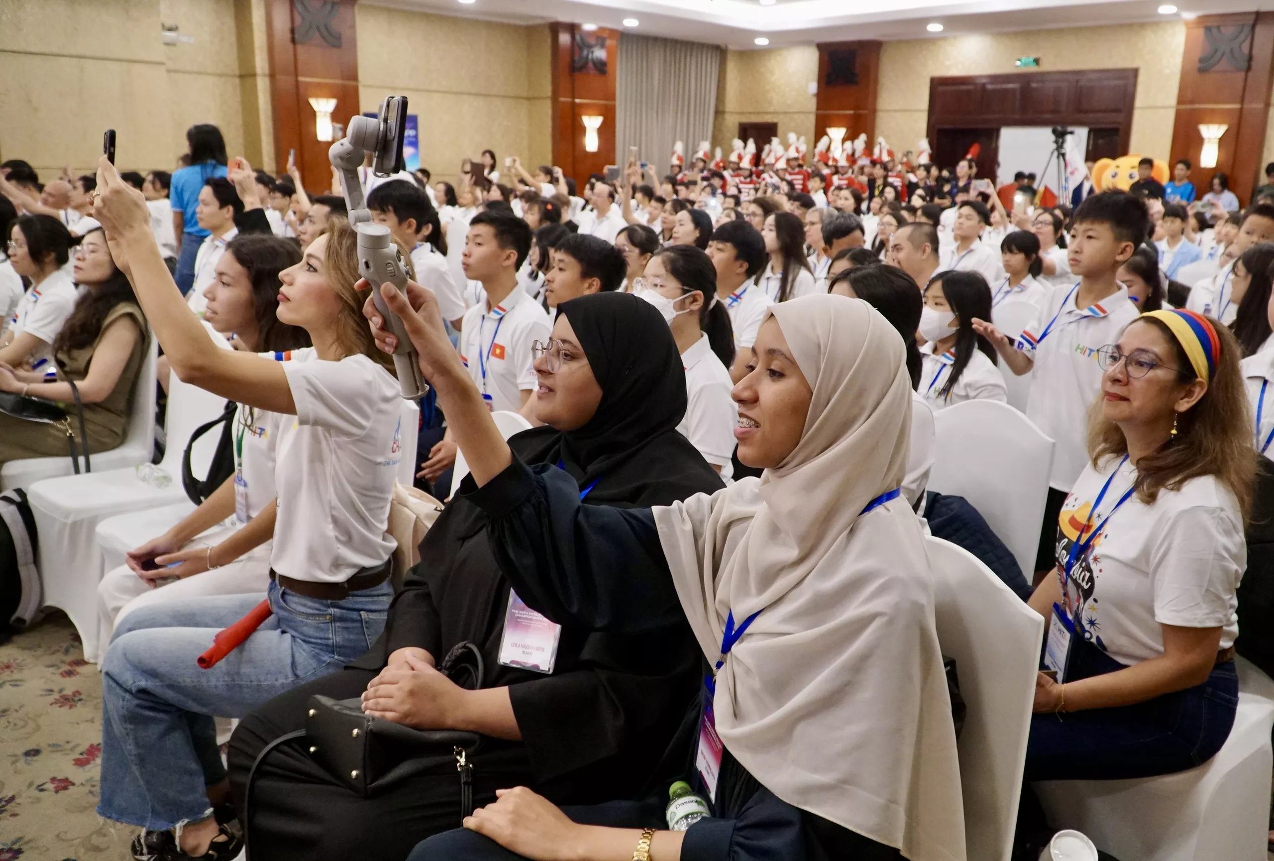 Sinh viên Ngôn ngữ Anh chinh phục “đấu trường não bộ” thế giới, khẳng định bản lĩnh trí tuệ Việt