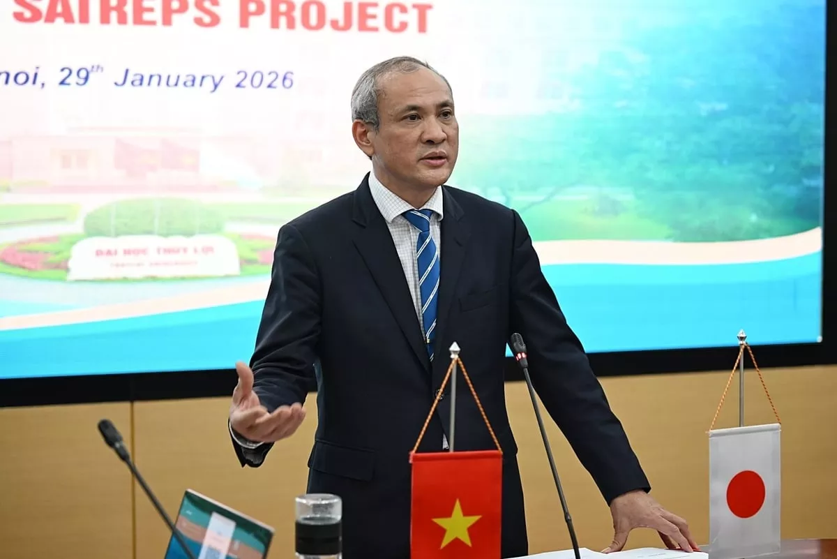 Khởi động dự án cảnh báo sạt lở, lũ bùn đá cho TP Huế