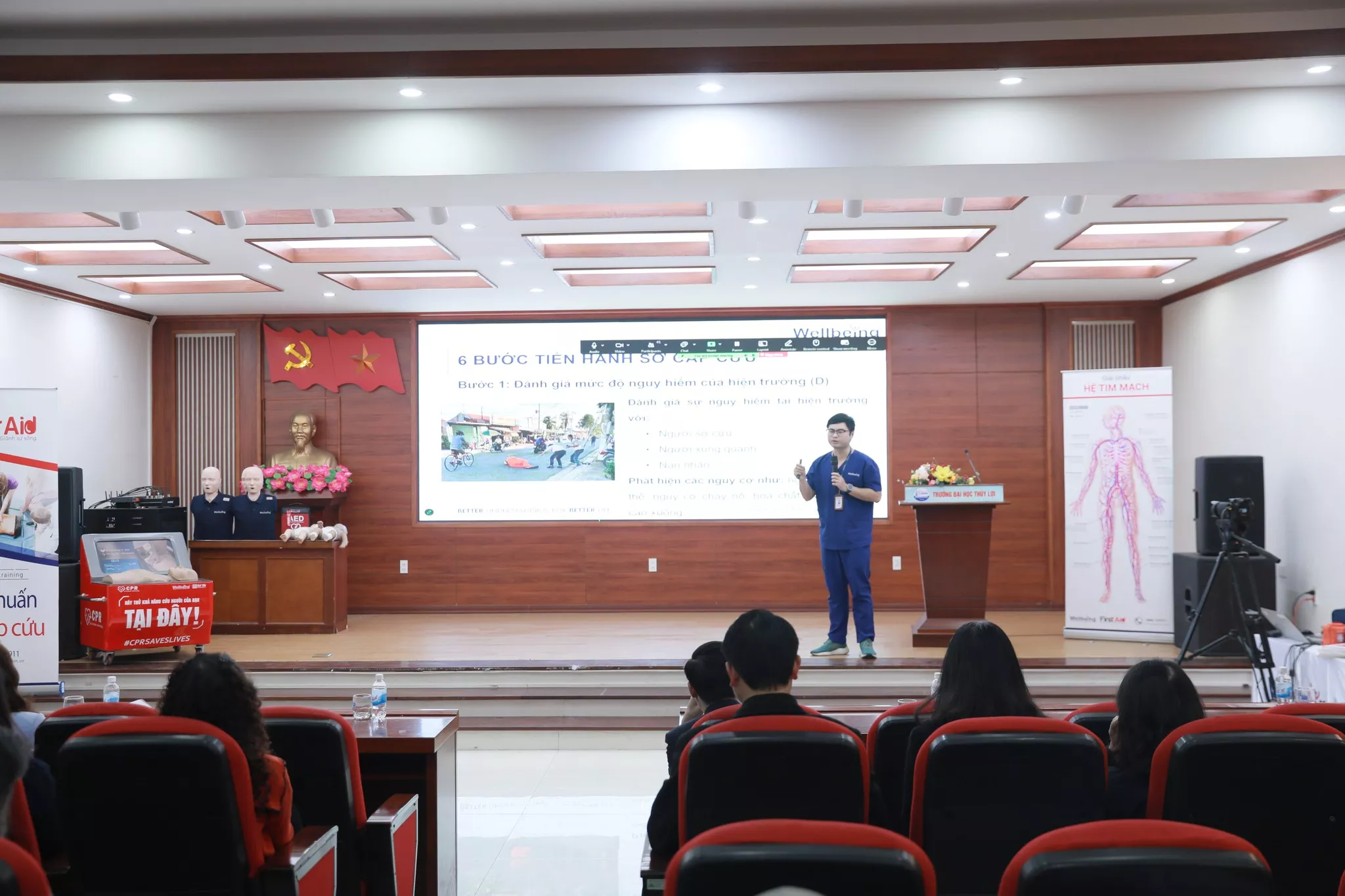 Trang bị “kỹ năng sơ cứu sức khoẻ khẩn cấp” nơi công sở: Bước đi thiết thực từ Công đoàn Trường Đại học Thủy lợi