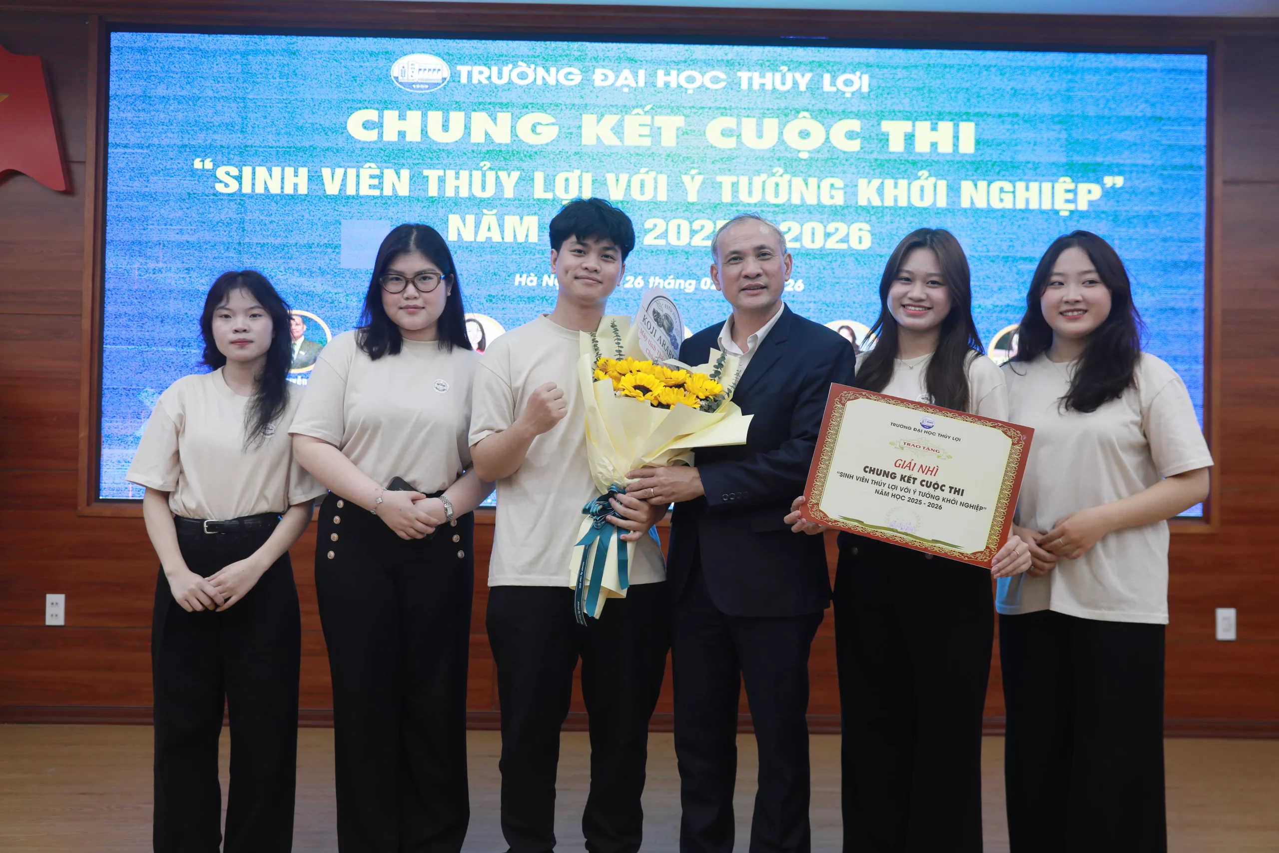 Khơi dậy khát vọng sáng tạo, tinh thần khởi nghiệp của sinh viên Thủy lợi