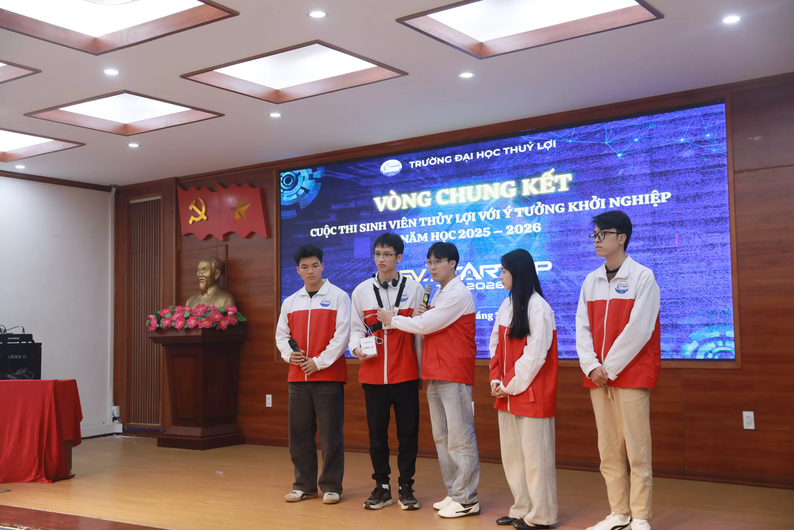 Khơi dậy khát vọng sáng tạo, tinh thần khởi nghiệp của sinh viên Thủy lợi