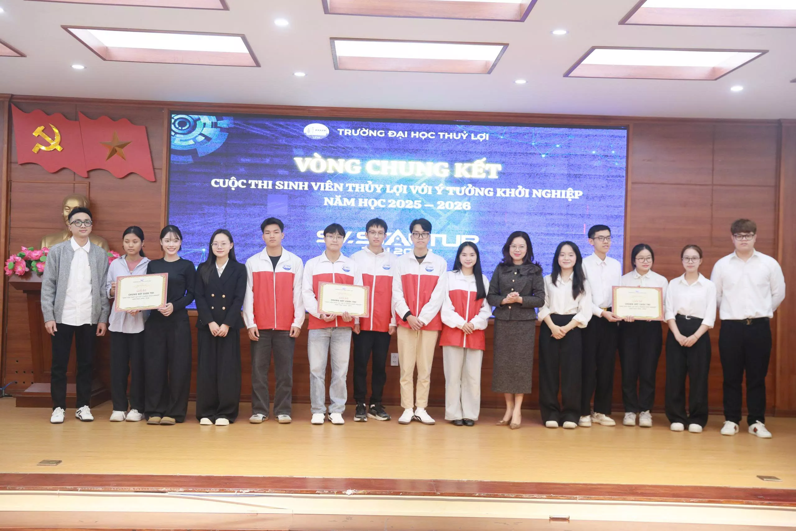 Khơi dậy khát vọng sáng tạo, tinh thần khởi nghiệp của sinh viên Thủy lợi