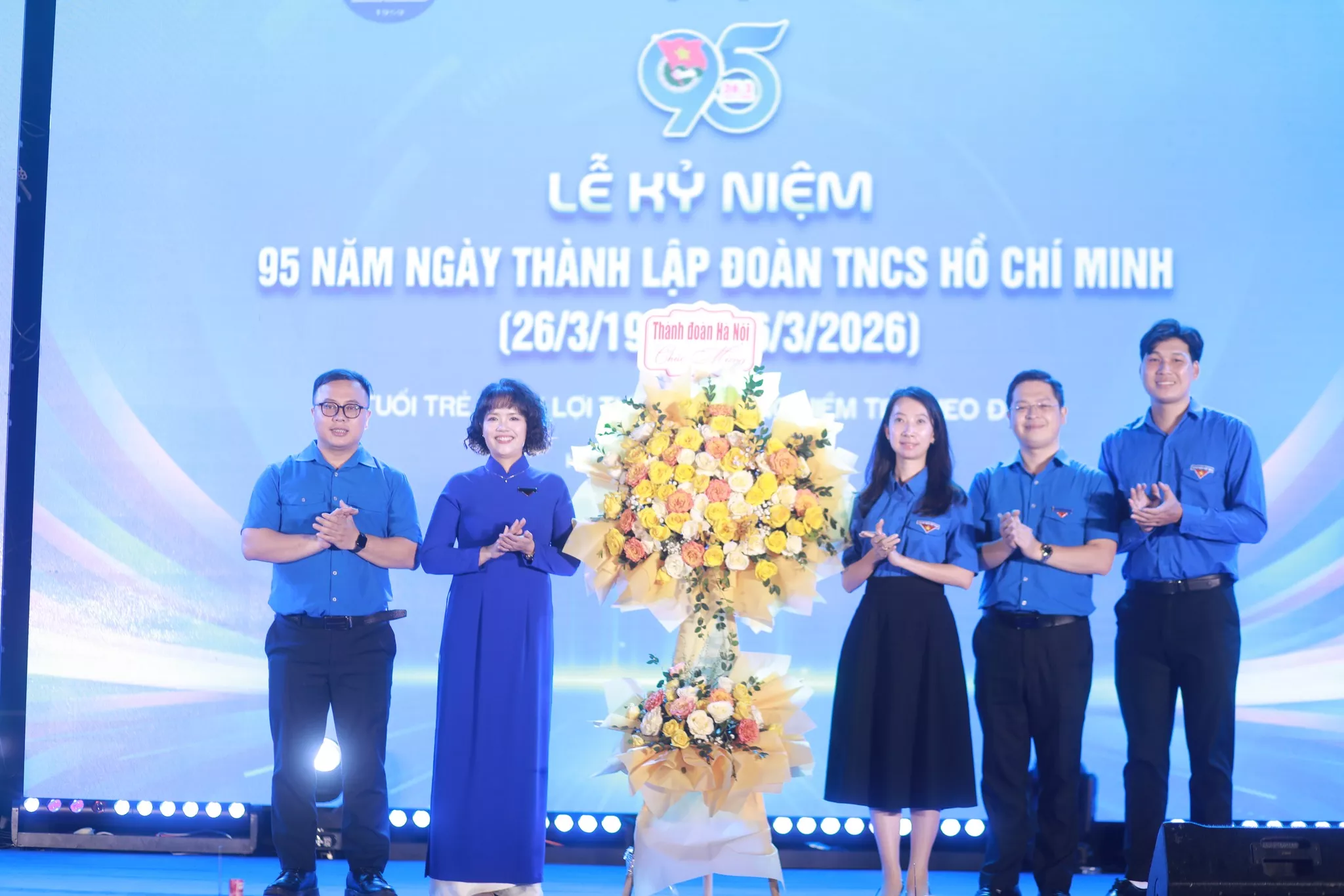 Tuổi trẻ Trường Đại học Thủy lợi khơi dậy khát vọng cống hiến trong tháng Ba lịch sử