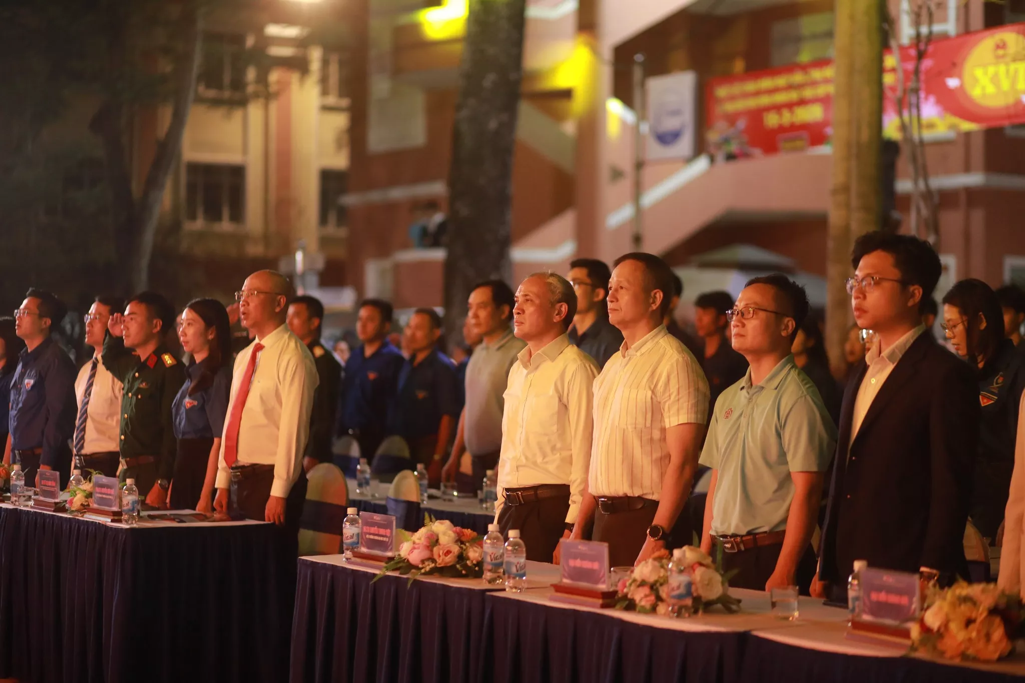 Tuổi trẻ Trường Đại học Thủy lợi khơi dậy khát vọng cống hiến trong tháng Ba lịch sử