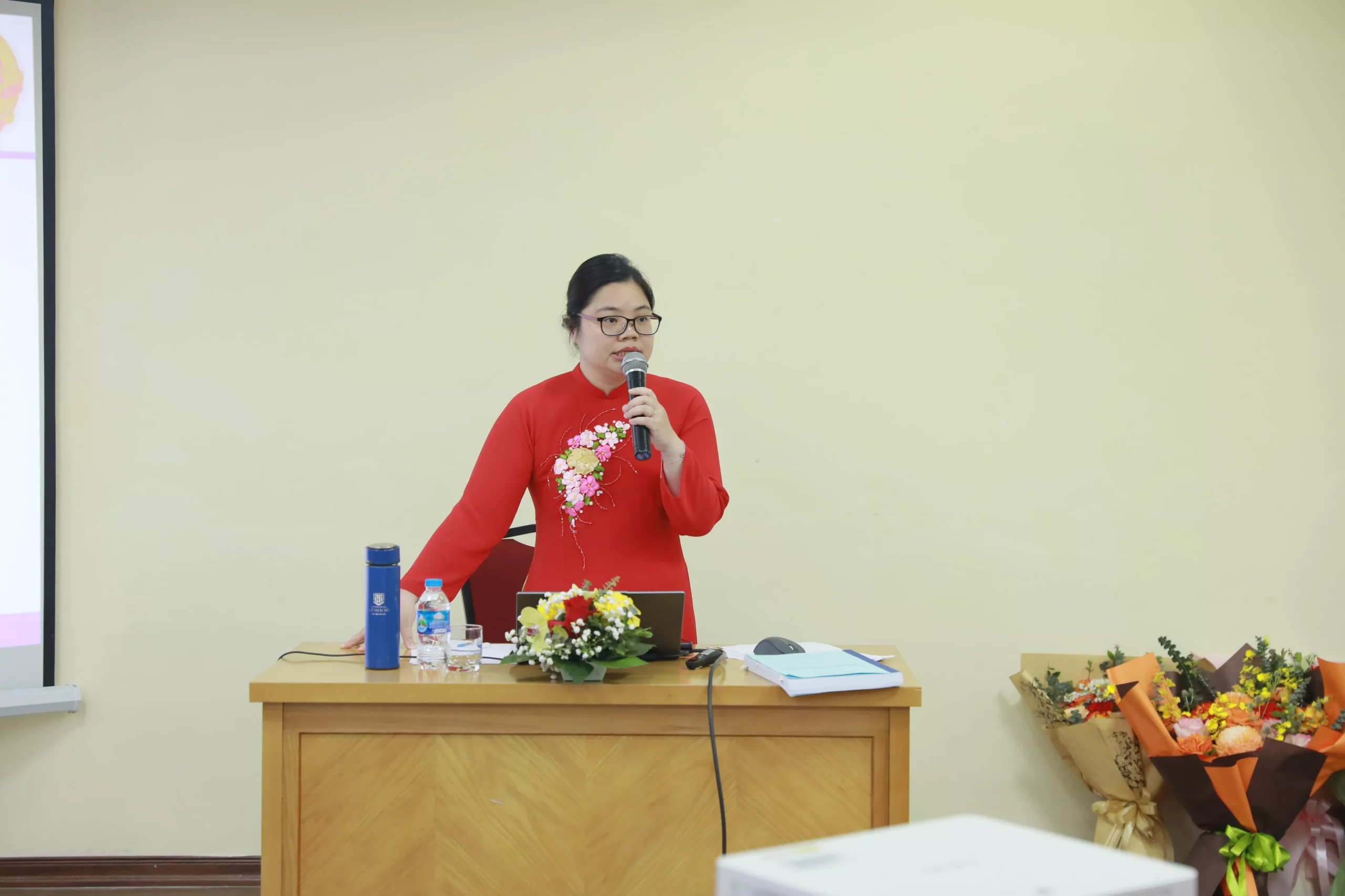 Nghiên cứu giải pháp hàng rào gỗ giảm sóng phục vụ phát triển rừng ngập mặn bảo vệ bờ biển