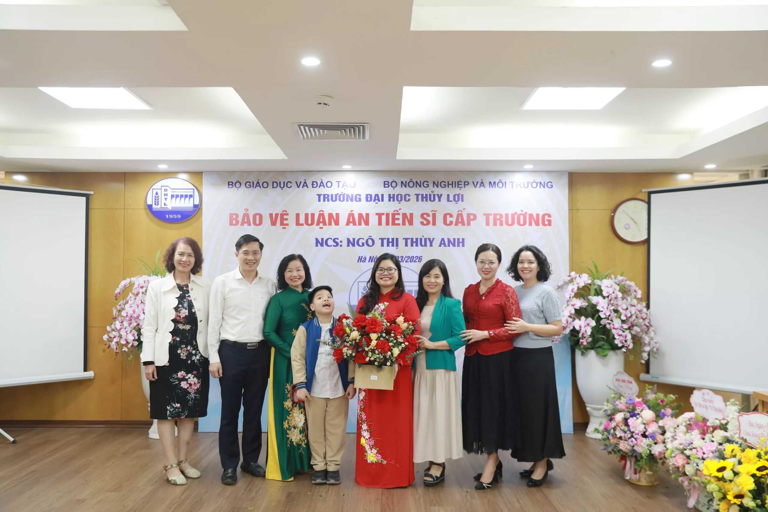 Nghiên cứu giải pháp hàng rào gỗ giảm sóng phục vụ phát triển rừng ngập mặn bảo vệ bờ biển