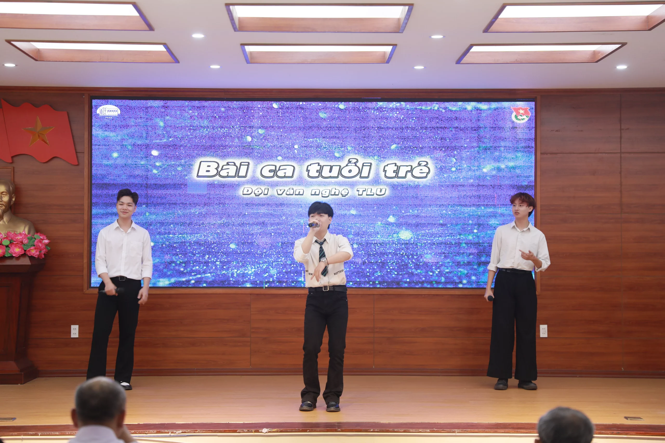 Tuổi trẻ Trường Đại học Thủy lợi ra quân Tháng Thanh niên năm 2026: “Tuổi trẻ Thủy lợi tự hào – Vững niềm tin theo Đảng”