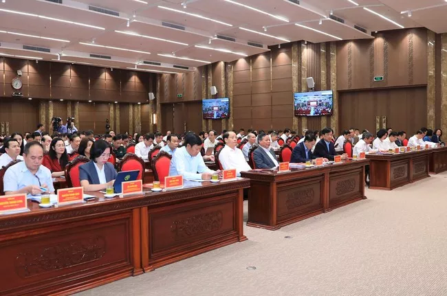 Học tập, quán triệt Nghị quyết số 02-NQ/TW tại Trường Đại học Thủy lợi