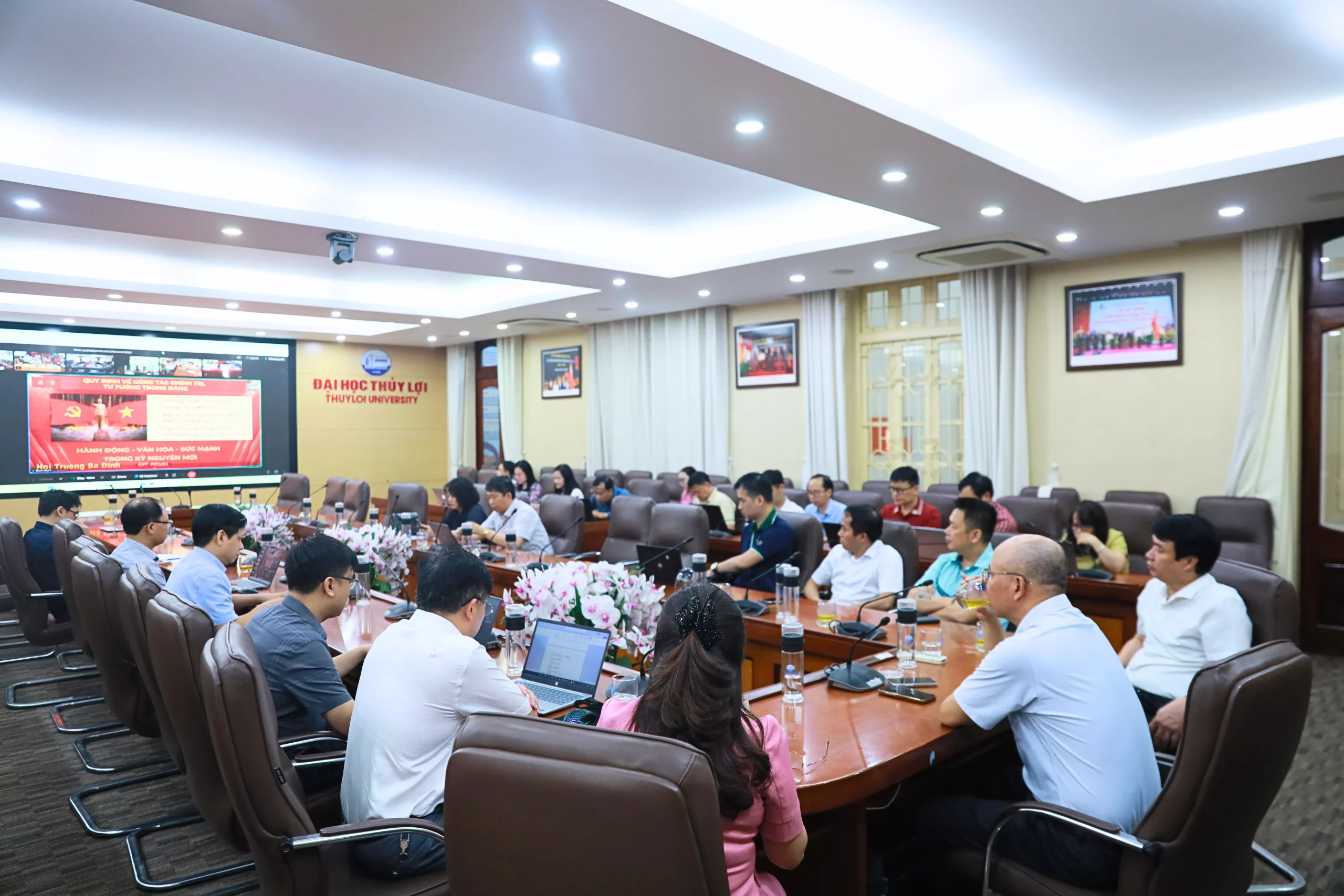 Trường Đại học Thủy lợi tiếp sóng Hội nghị toàn quốc quán triệt Nghị quyết Hội nghị Trung ương 2 khóa XIV của BCH Trung ương Đảng