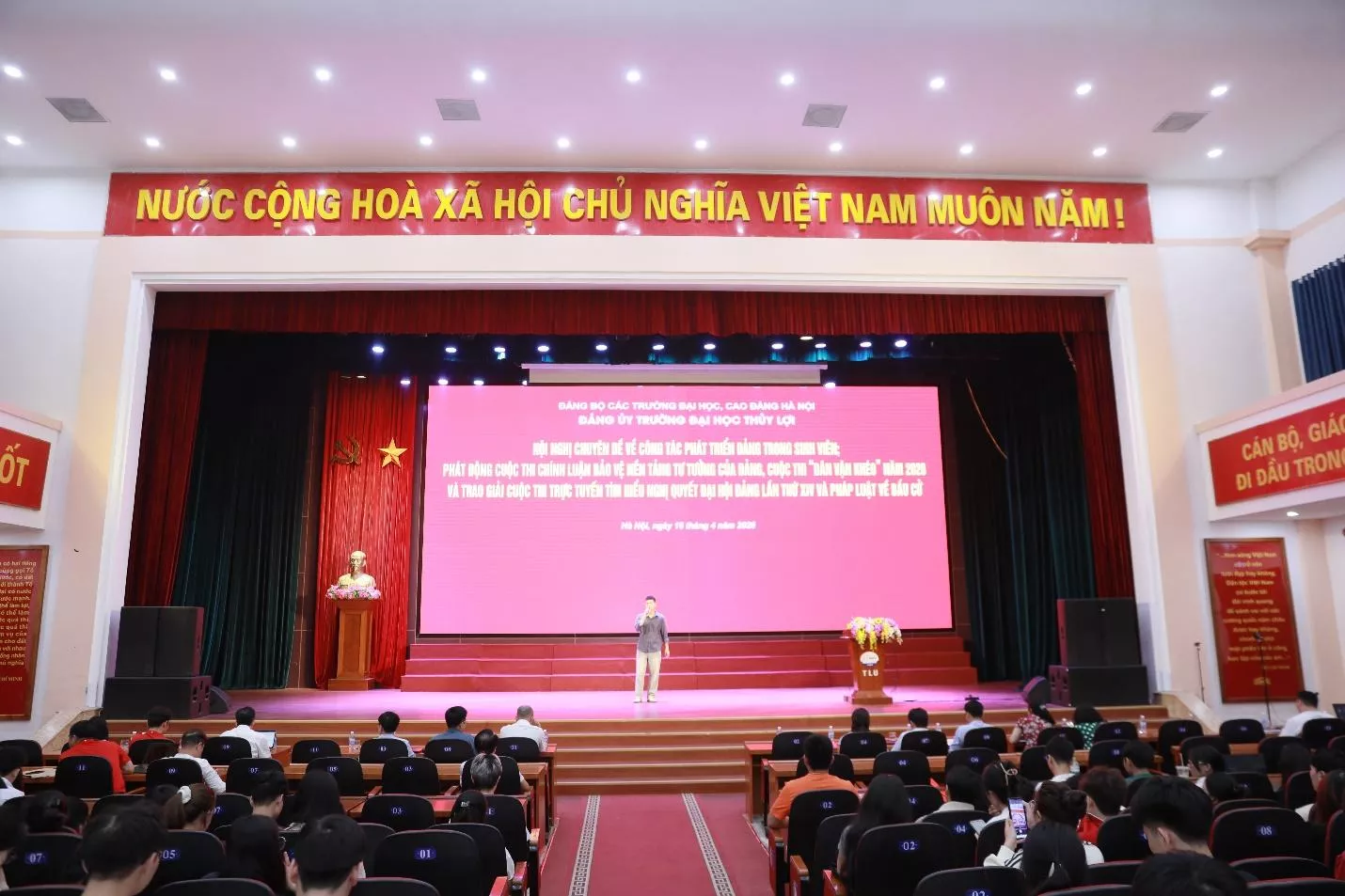 Đảng bộ Trường đại học Thủy lợi: Nâng cao hiệu quả công tác phát triển Đảng trong sinh viên