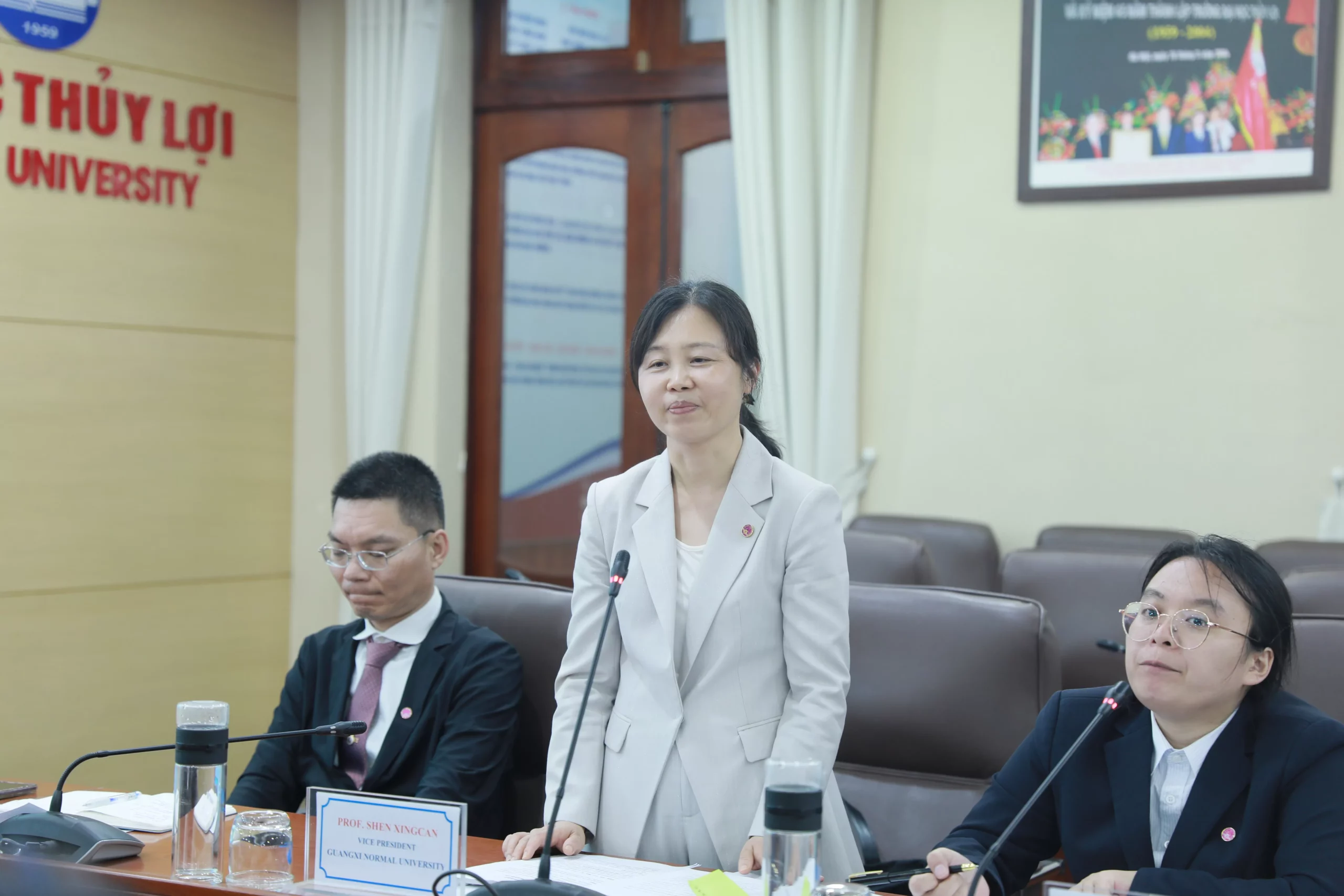 Trường Đại học Thủy lợi và Đại học Sư phạm Quảng Tây trao đổi hợp tác trong đào tạo và nghiên cứu khoa học