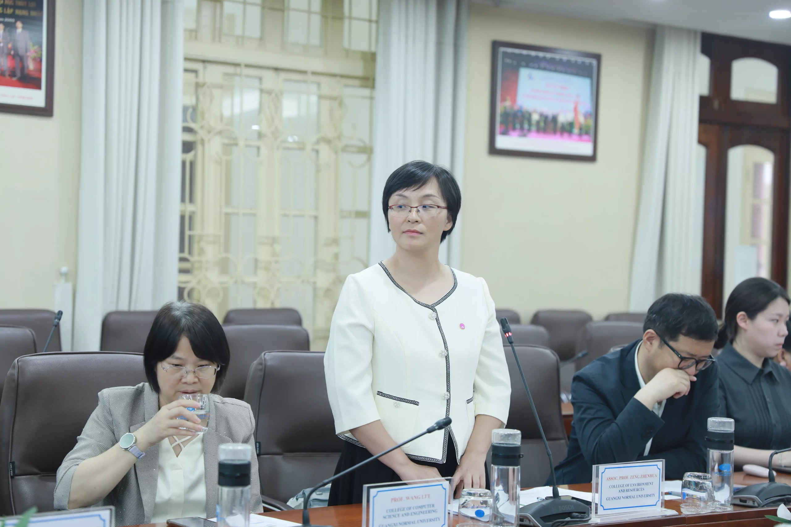 Trường Đại học Thủy lợi và Đại học Sư phạm Quảng Tây trao đổi hợp tác trong đào tạo và nghiên cứu khoa học