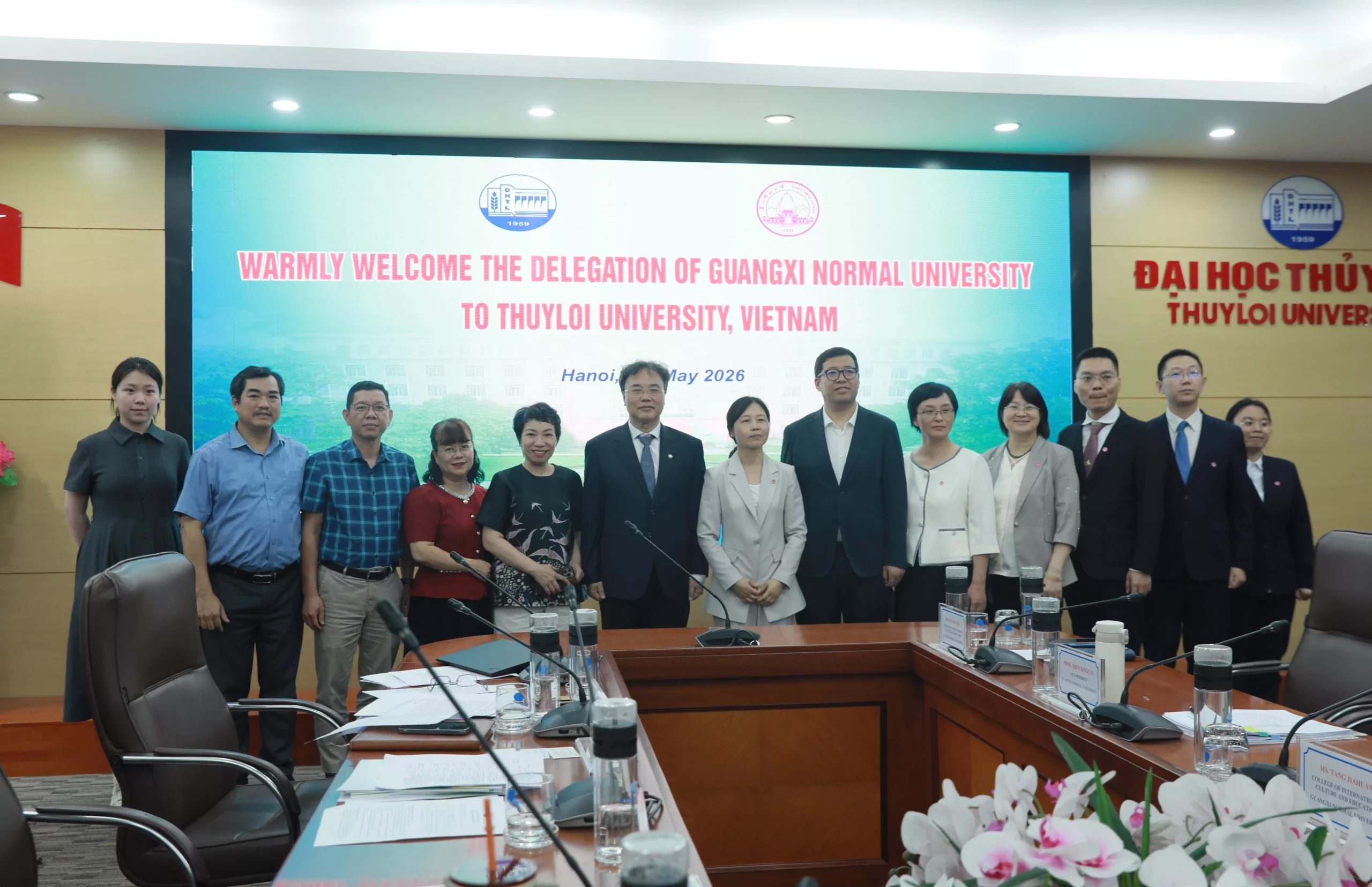 Trường Đại học Thủy lợi và Đại học Sư phạm Quảng Tây trao đổi hợp tác trong đào tạo và nghiên cứu khoa học