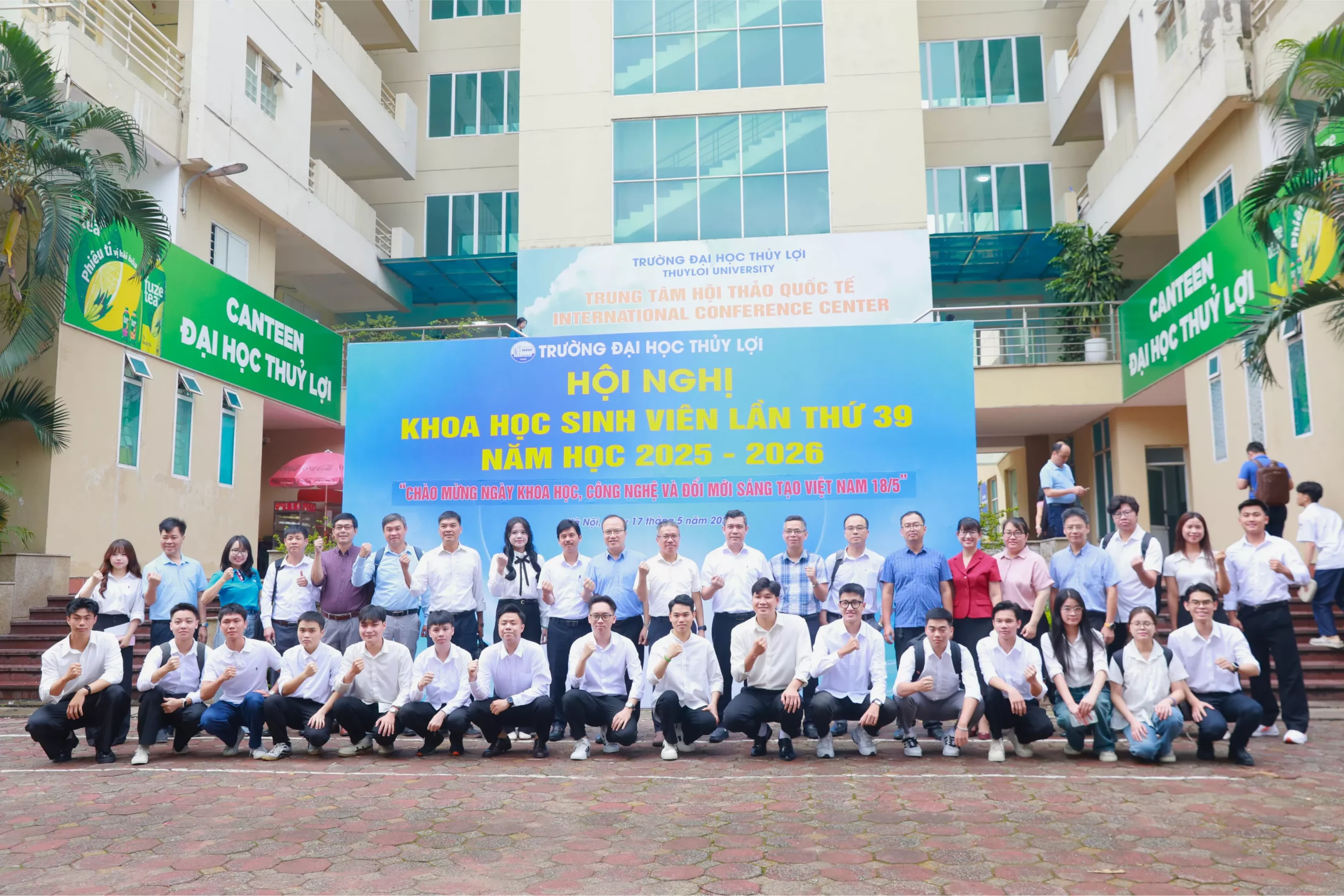 Phong trào Nghiên cứu khoa học sinh viên Trường Đại học Thủy lợi phát triển mạnh mẽ cả về quy mô và chất lượng